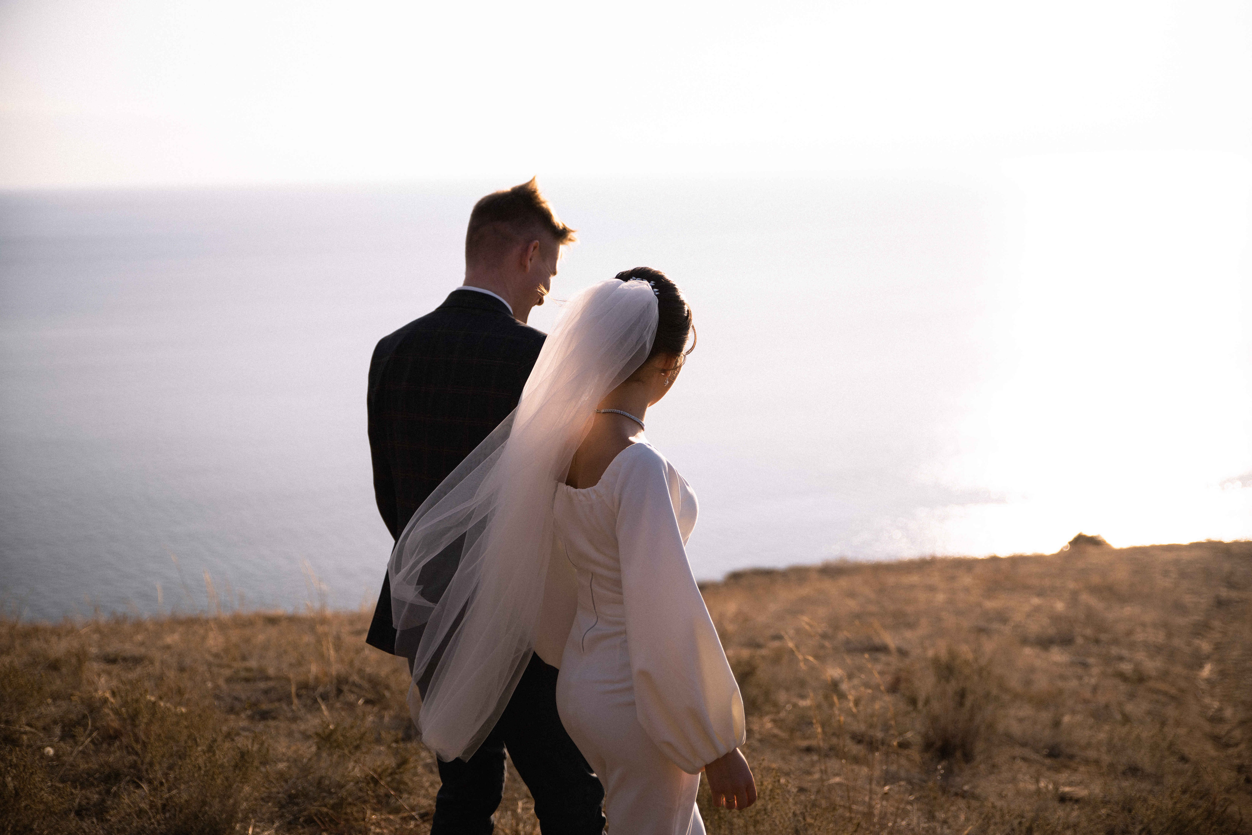 Нежность в каждом прикосновении. Свадебный фотограф Мироманов Николай в Крыму