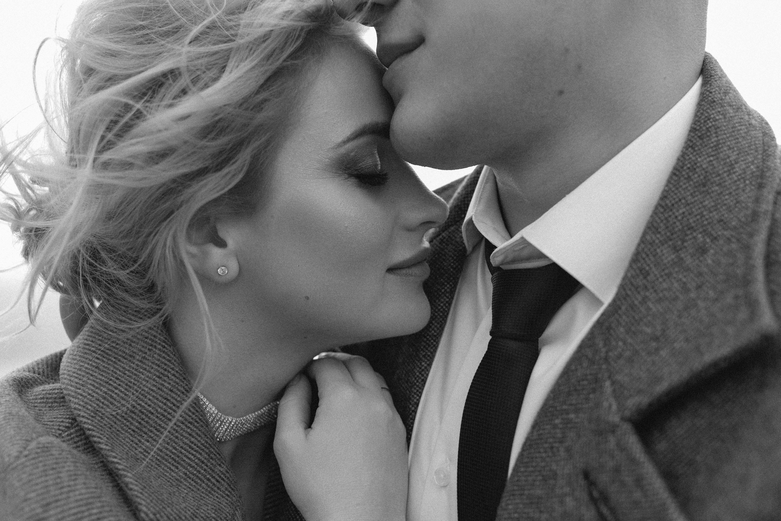 Одна любовь на двоих. Свадебный фотограф Мироманов Николай в Крыму