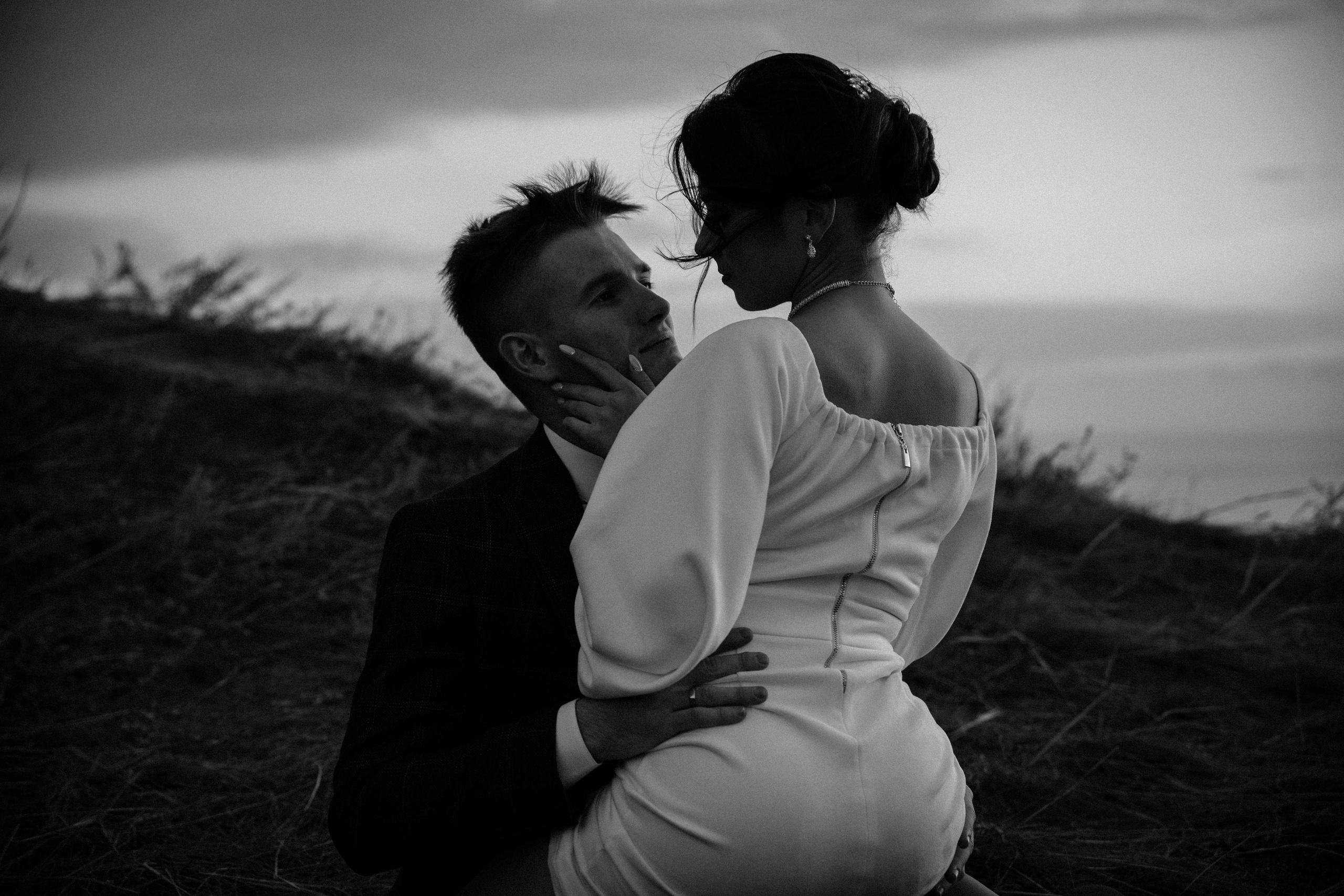 Нежность в каждом прикосновении. Свадебный фотограф Мироманов Николай в Крыму