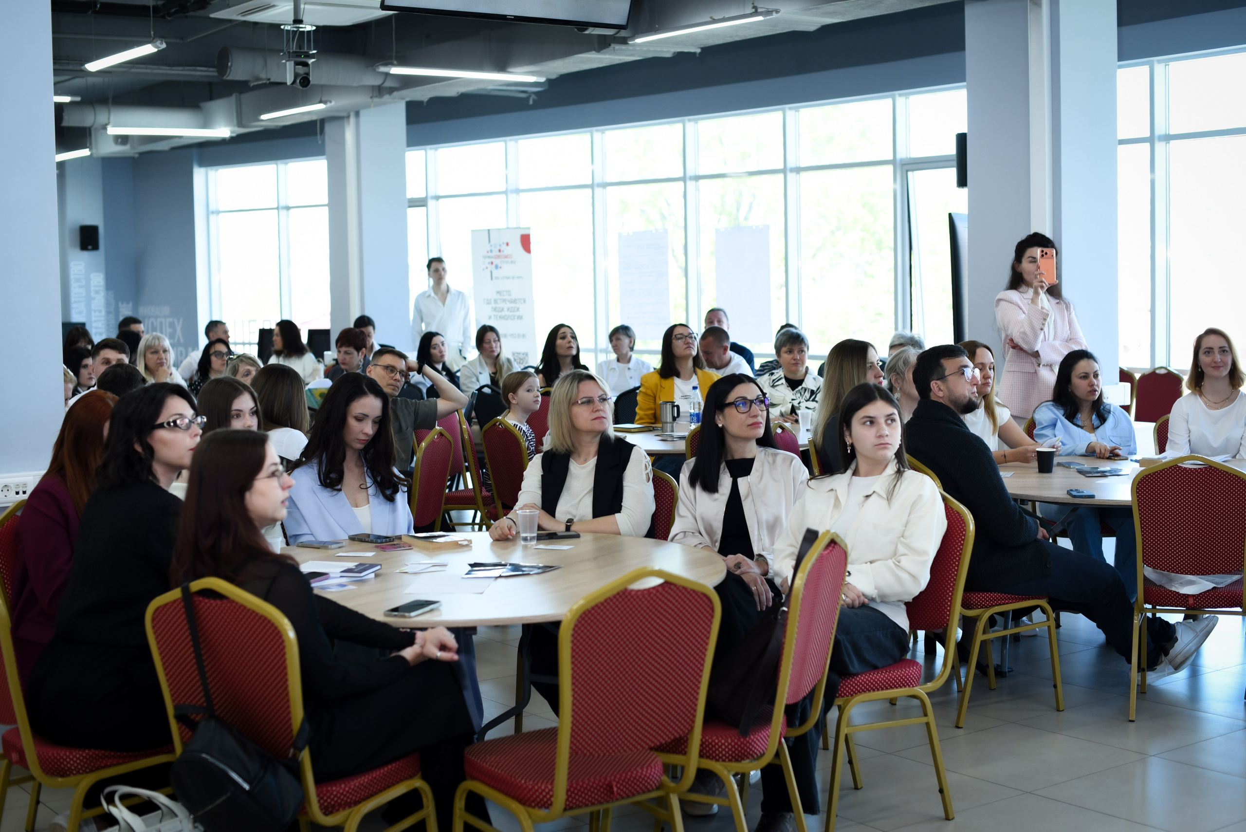 КНИЖНЫЙ КЛУБ. Фотограф и видеограф Краснодар Москва SIA