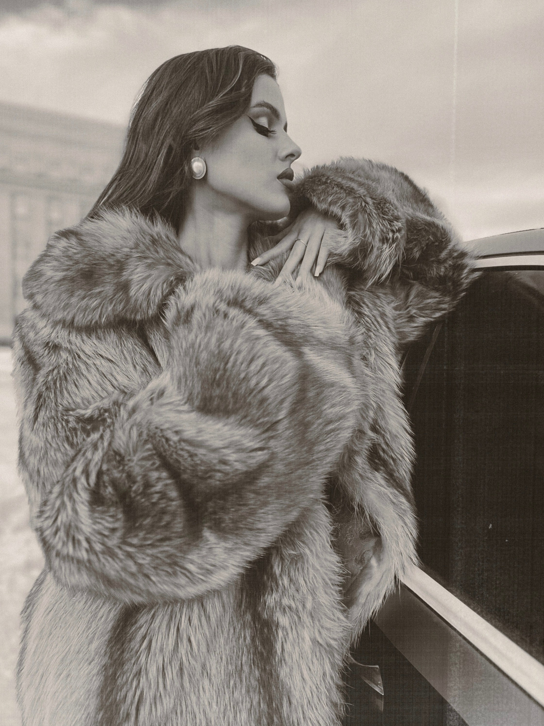 Melania. Главная