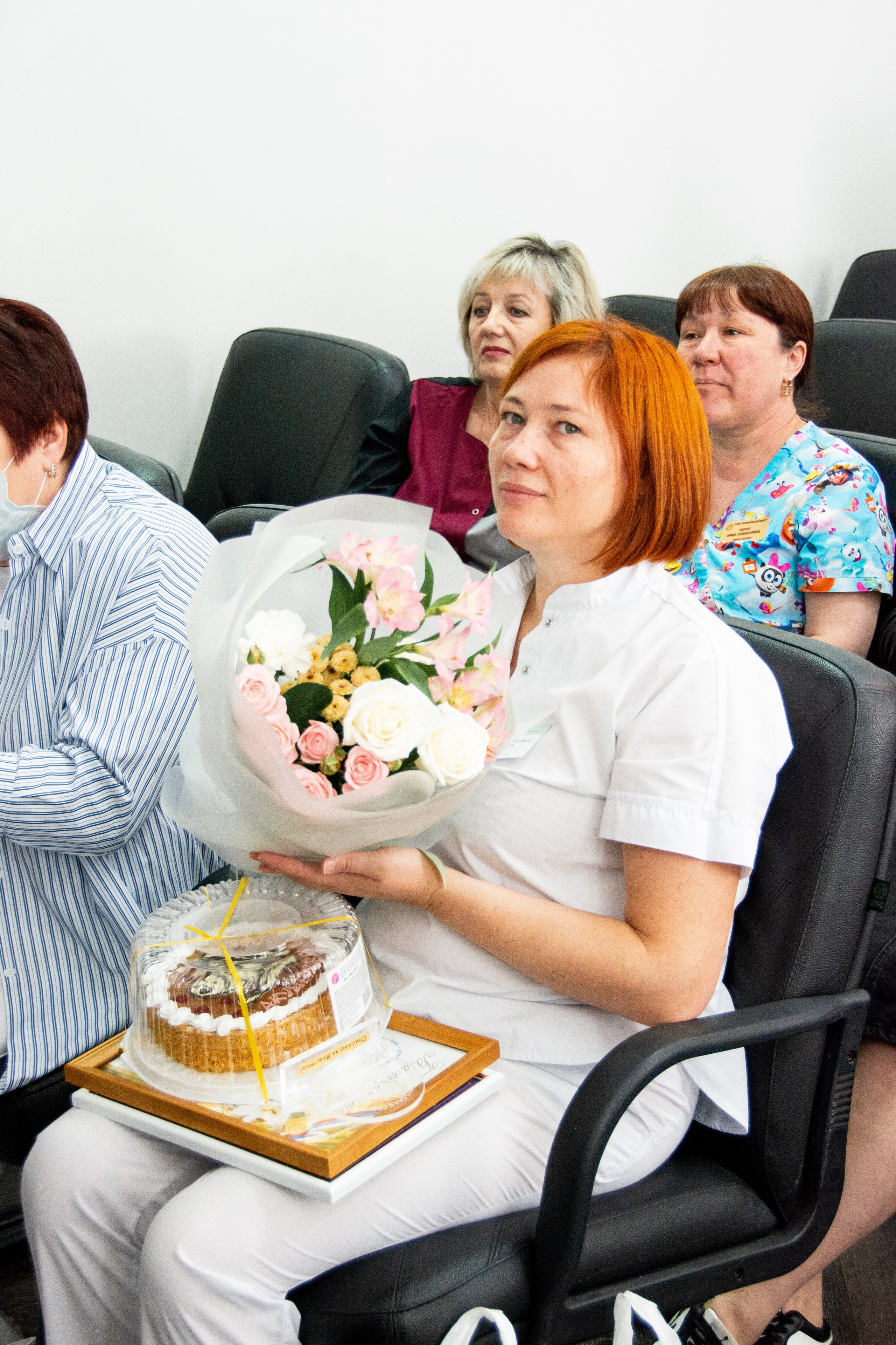 Вручение премии «Акушерке с любовью». Семейный и репортажный фотограф в Хабаровске Татьяна Болычева