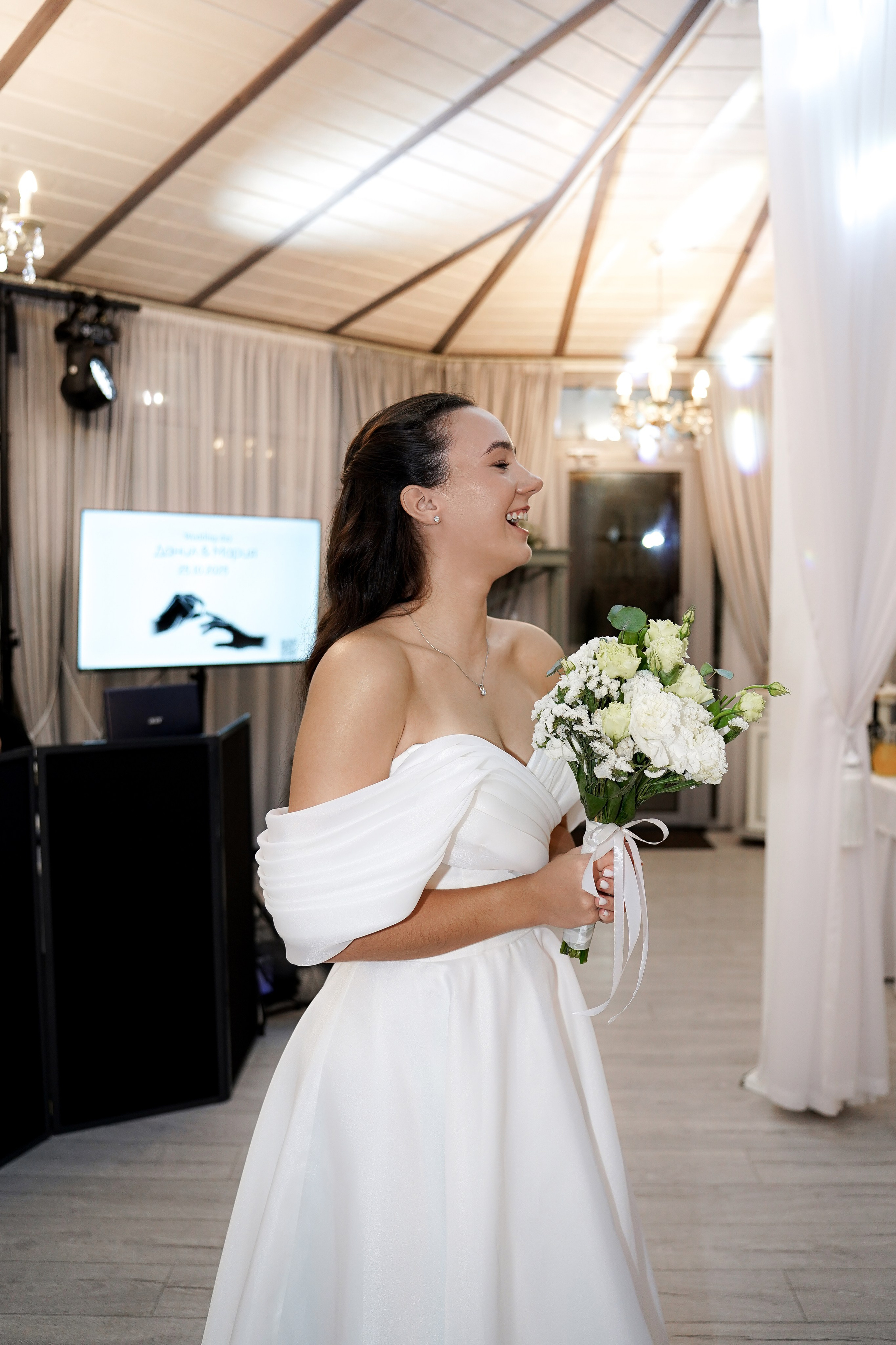 Свадебный банкет в беседке. Свадебный фотограф в Ростове-на-Дону. Таинство Крещения и Венчания, семейные фотосессии. Алёна Чёботова