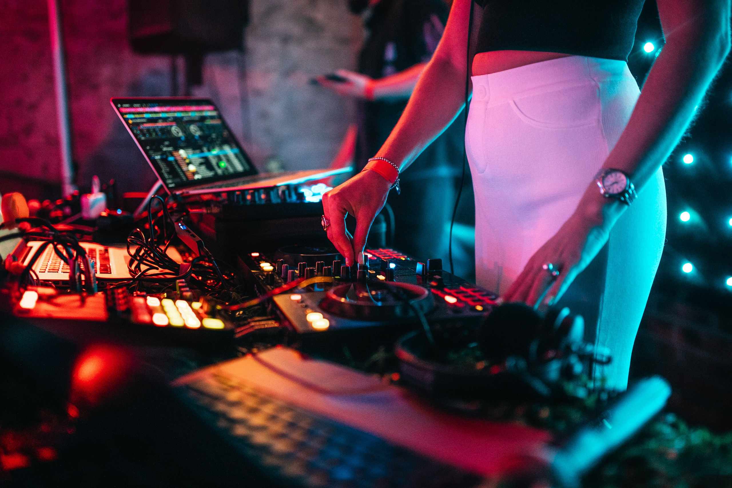 Дни рождения и вечеринки. Роман Урумбаев фотограф Нижневартовск