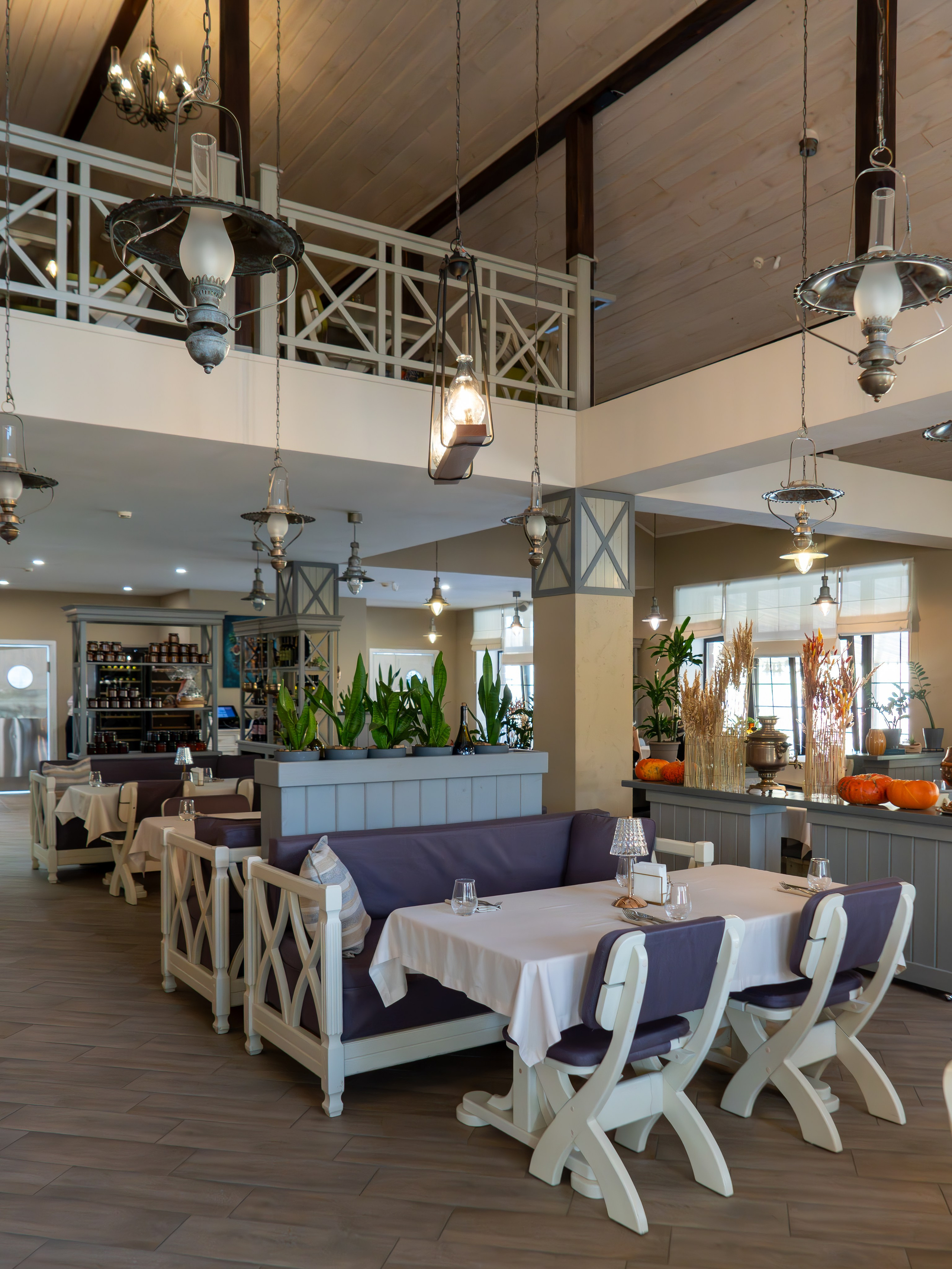 Литературная мастерская с Ольгой Шутовой в «Винотеррии». Репортажный фотограф в Красной Поляне и Сочи Павлюченко Екатерина