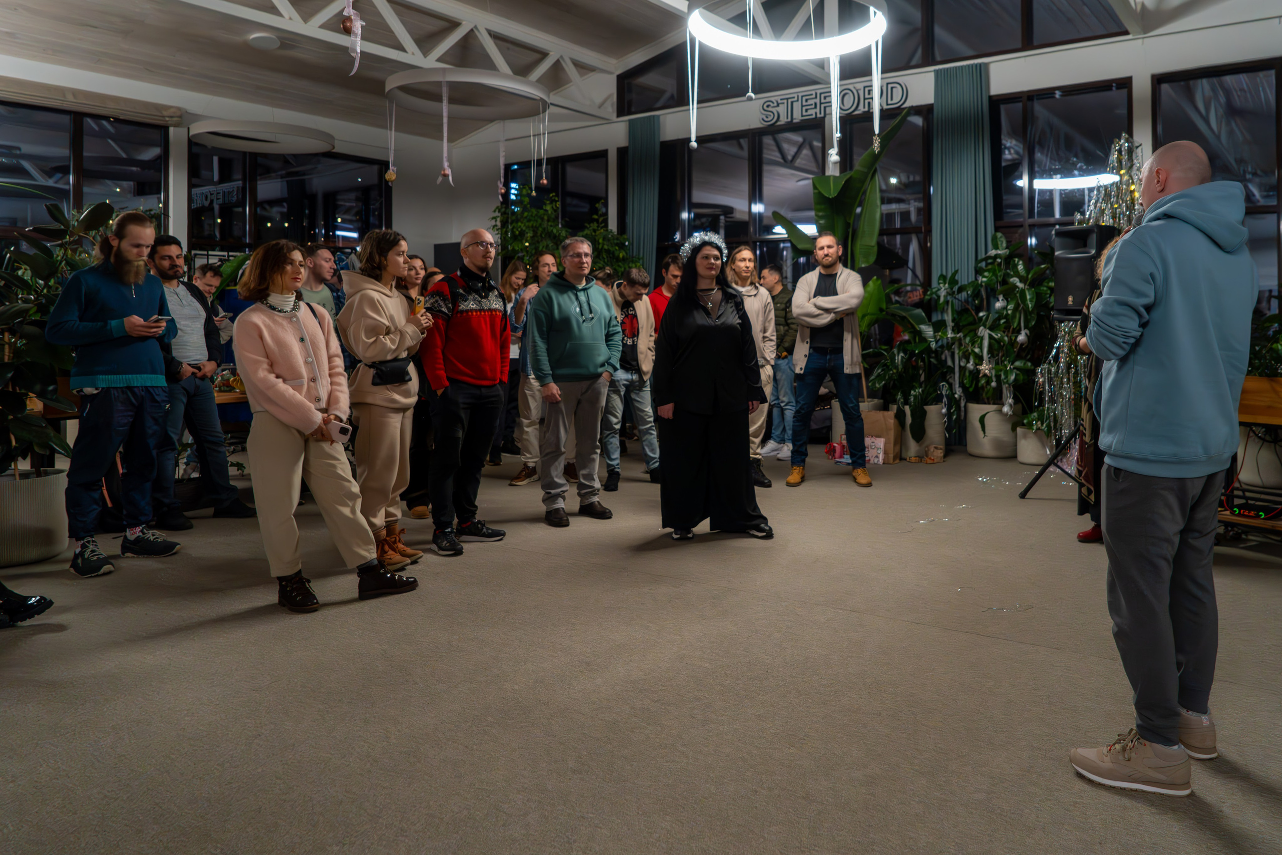 Предновогодняя встреча в пространстве Steford Hub. Репортажный фотограф в Красной Поляне и Сочи Павлюченко Екатерина