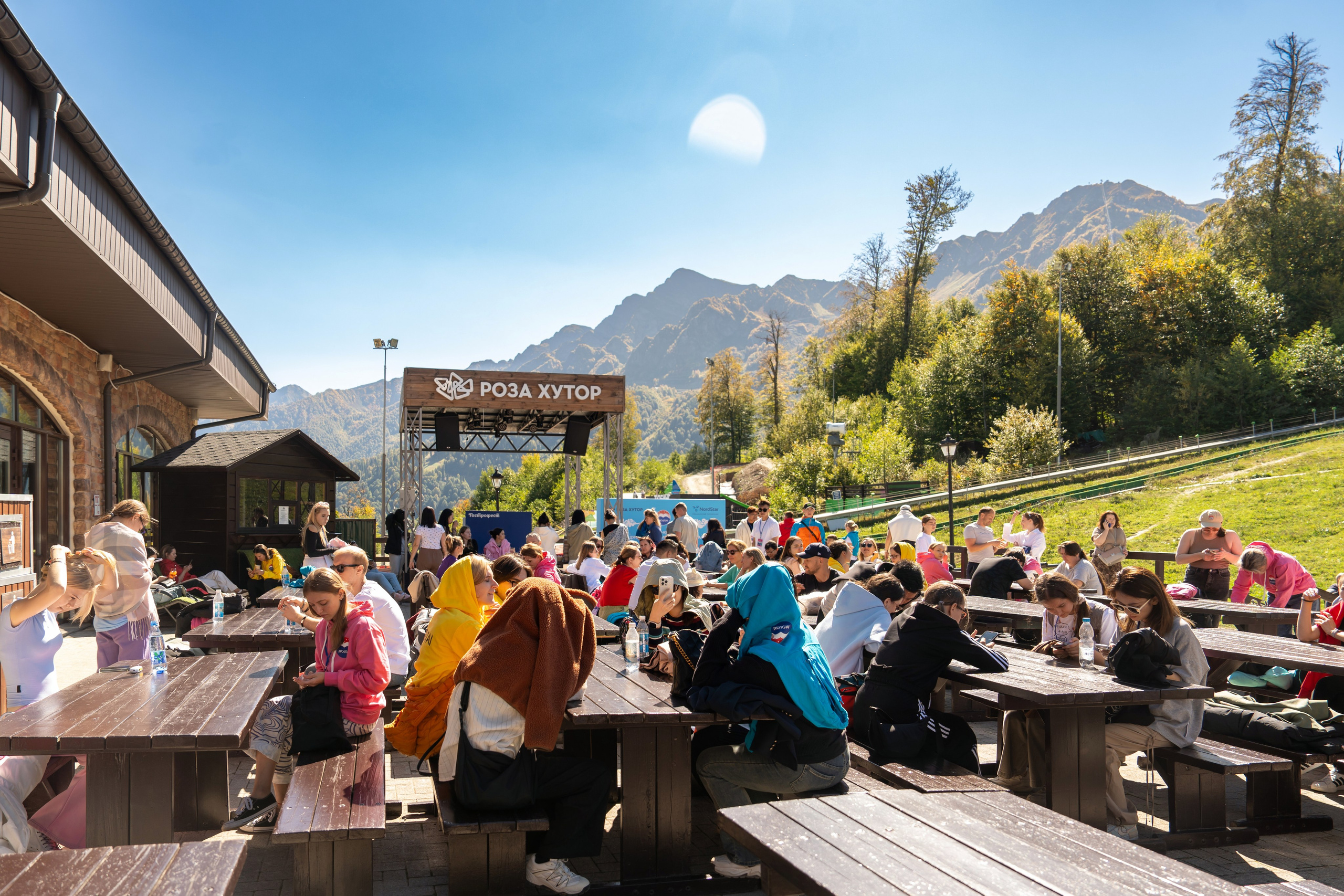 ChinaRosaFest 2024. Репортажный фотограф в Красной Поляне и Сочи Павлюченко Екатерина