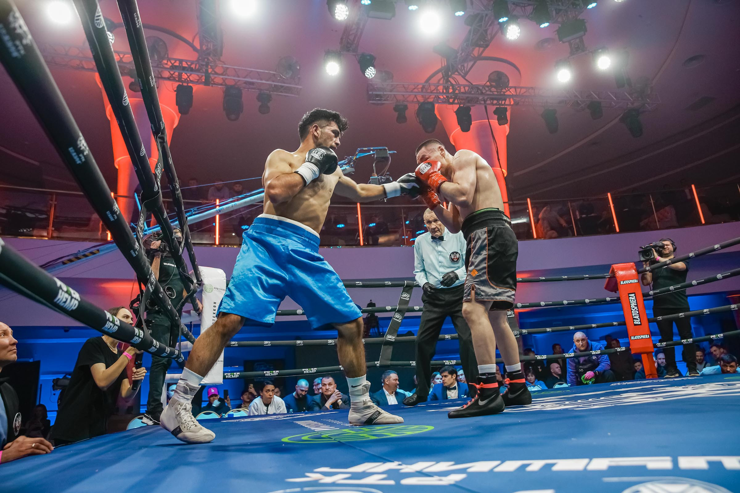 Бокс МАТЧ ТВ. Фотограф Андрей Слынченко