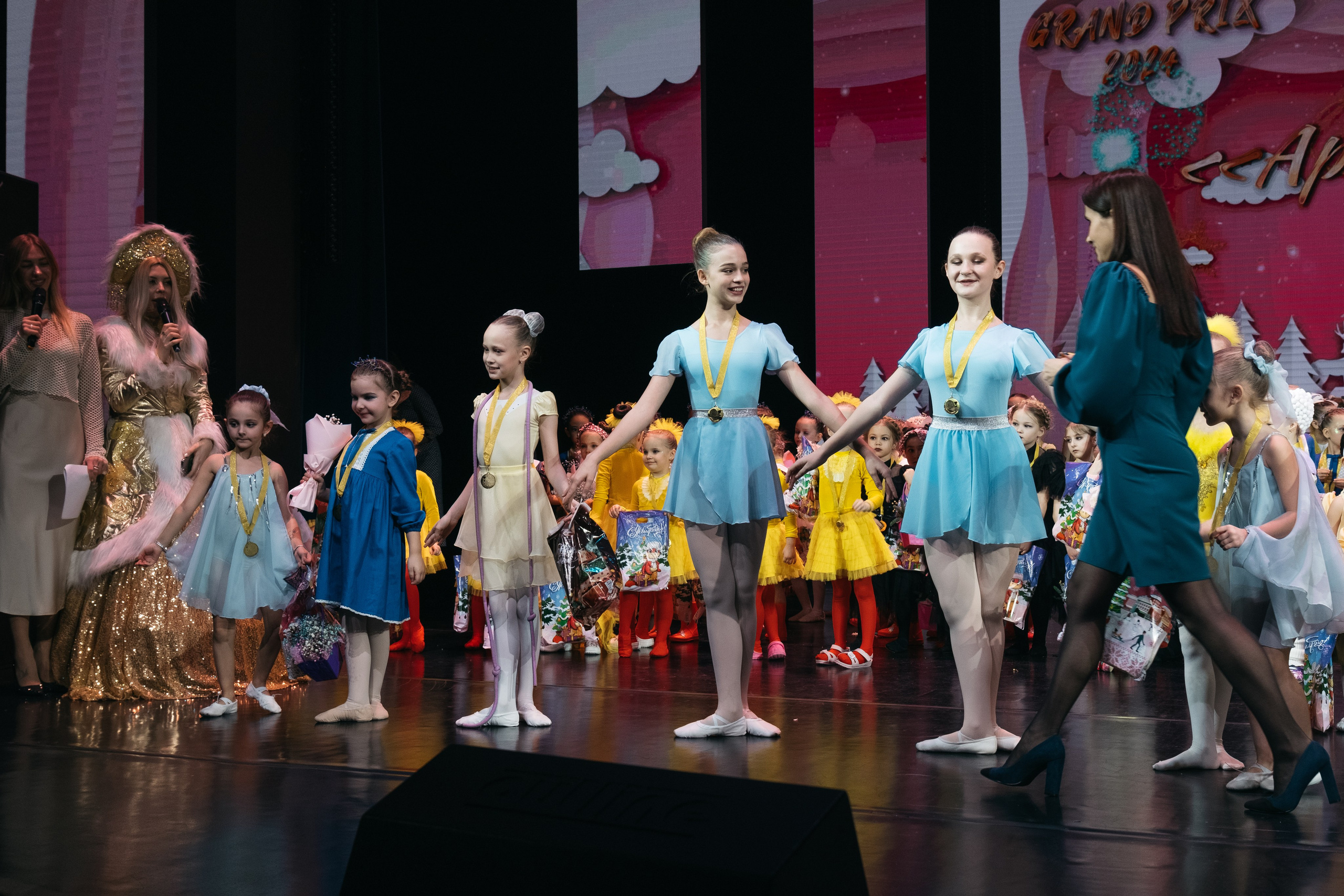 СурГУ 23.12.23. Репортажный и свадебный фотограф в Сургуте