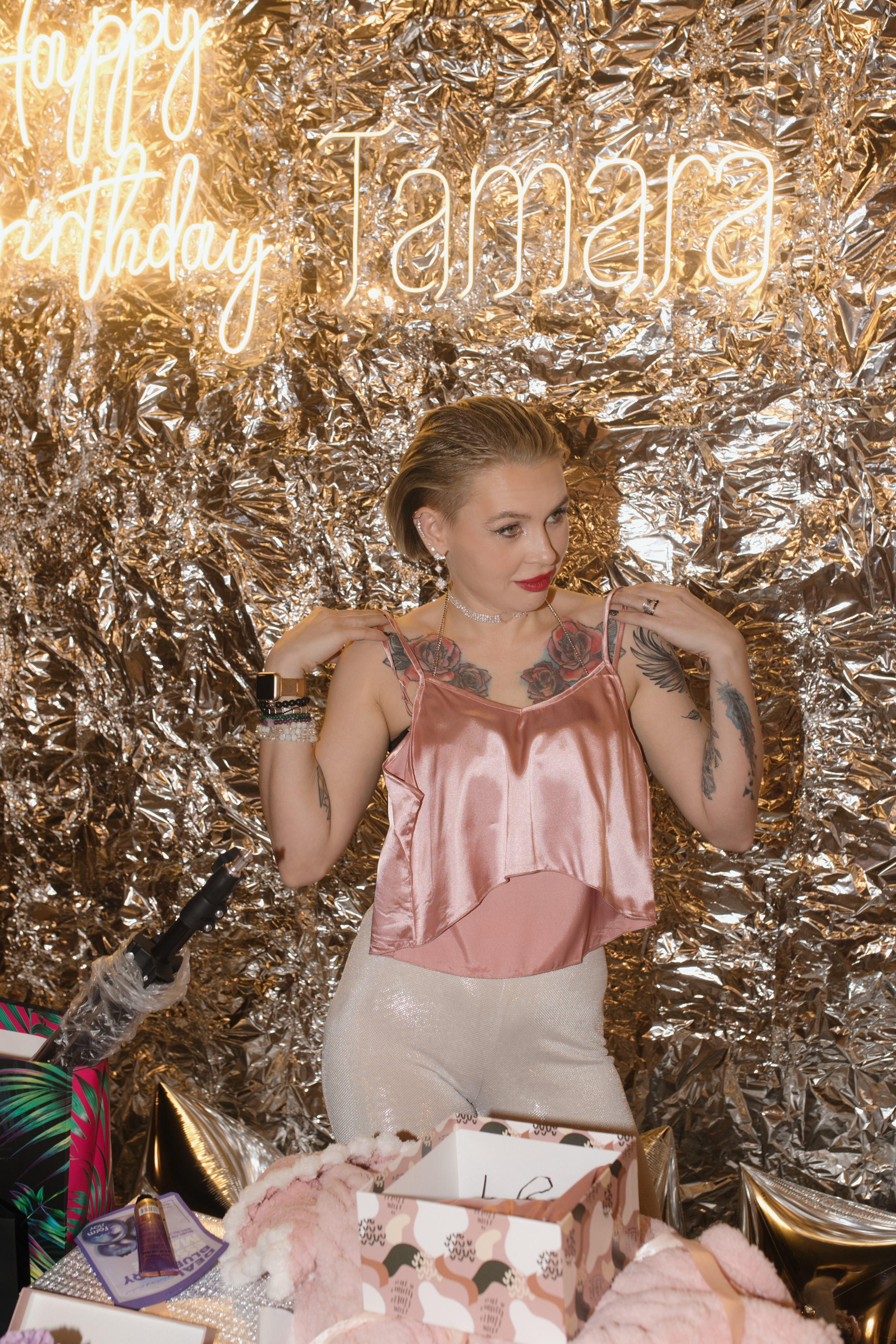 День рождения Томы — Let`s Talk Bar. Свадебный фотограф Екатеринбург/Челябинск — Любовь Волохова