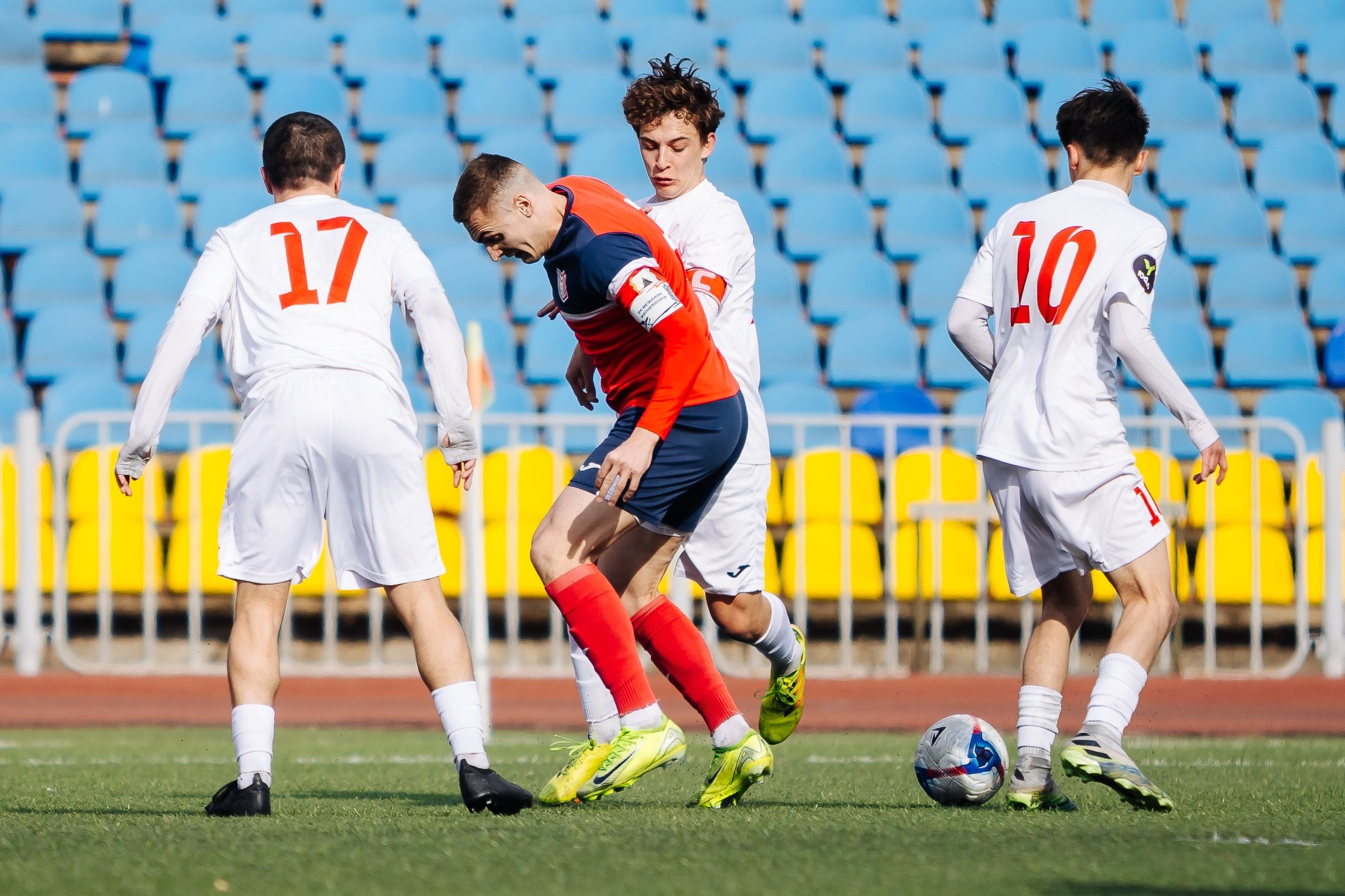 ФК «Металлург-Магнитогорск» vs ФК «ОСШ-Челябинск-М» // 05.04.25. Денис Прохоров Фотограф в г. Магнитогорск