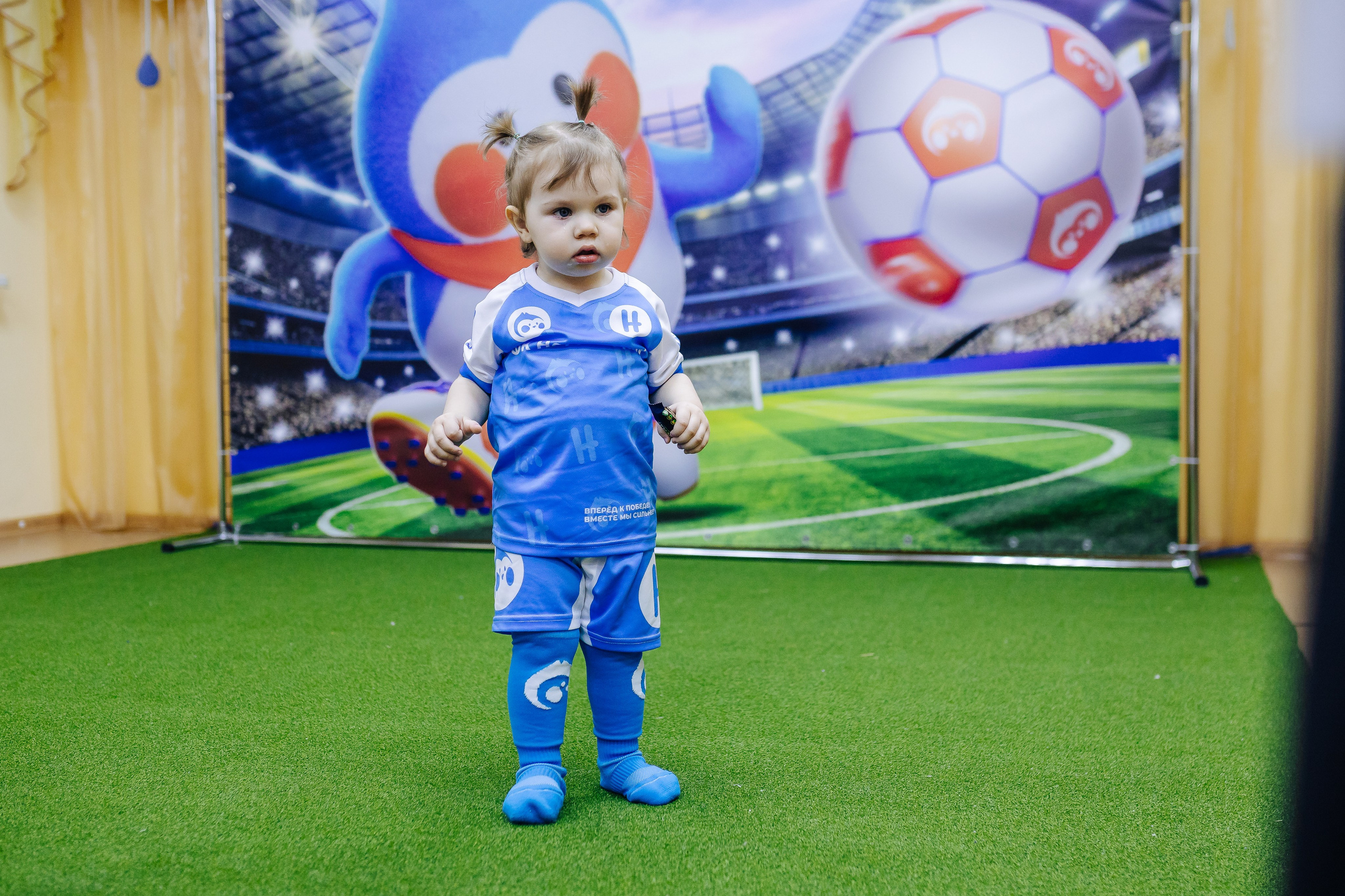 Фотосессия с кубком в детских садах г. Магнитогорска. Денис Прохоров Фотограф в г. Магнитогорск