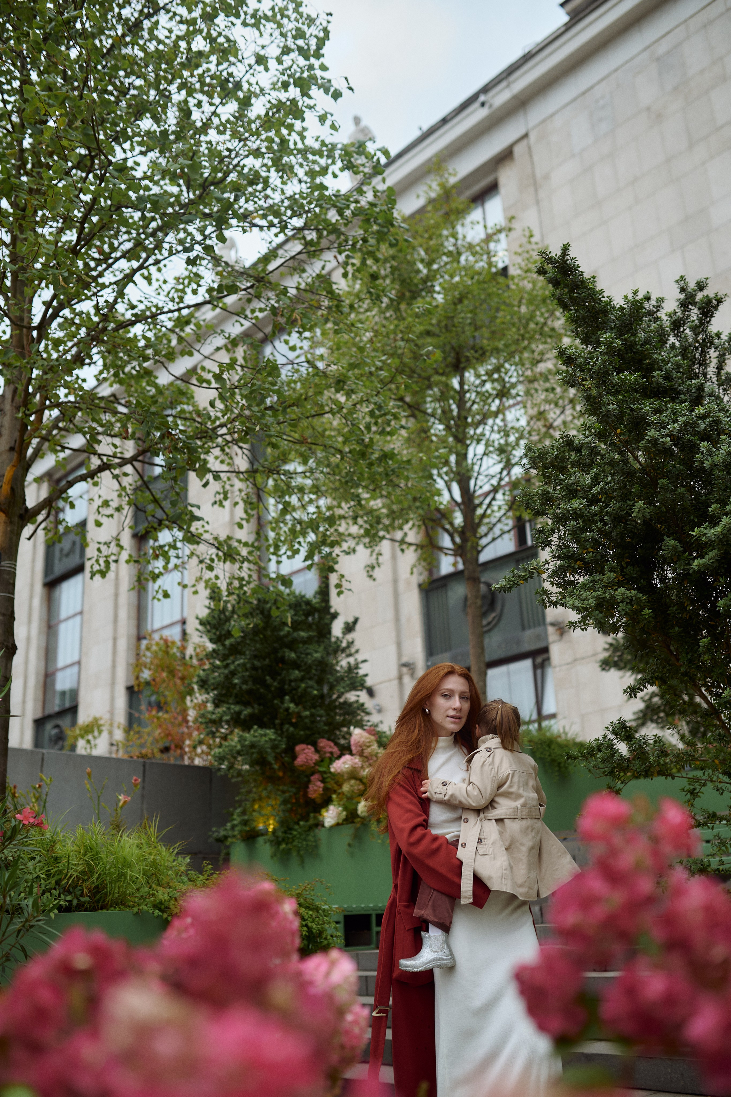 Рита и Кира. Прогулка по центру. Семейный и свадебный lifestyle-фотограф в Москве Мария Петрова