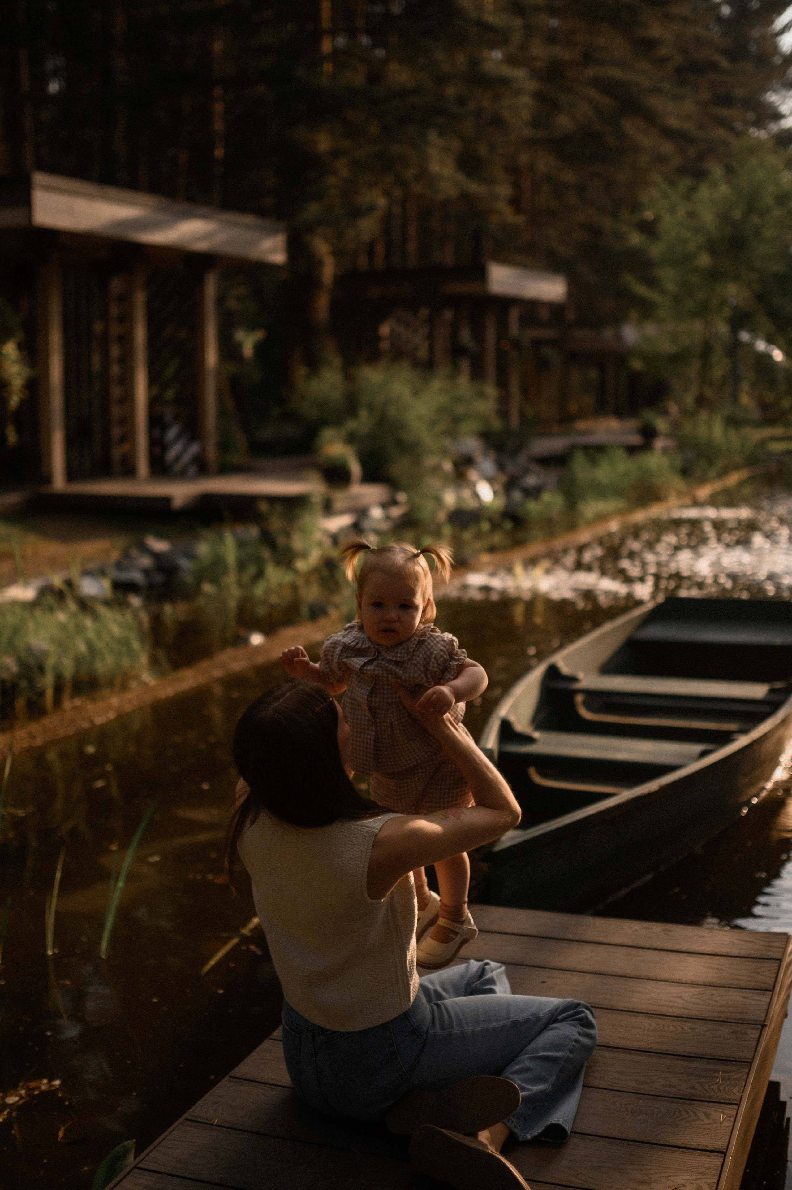 Надя и Алиса в ресторане Кедр. Семейный и свадебный lifestyle-фотограф в Москве Мария Петрова