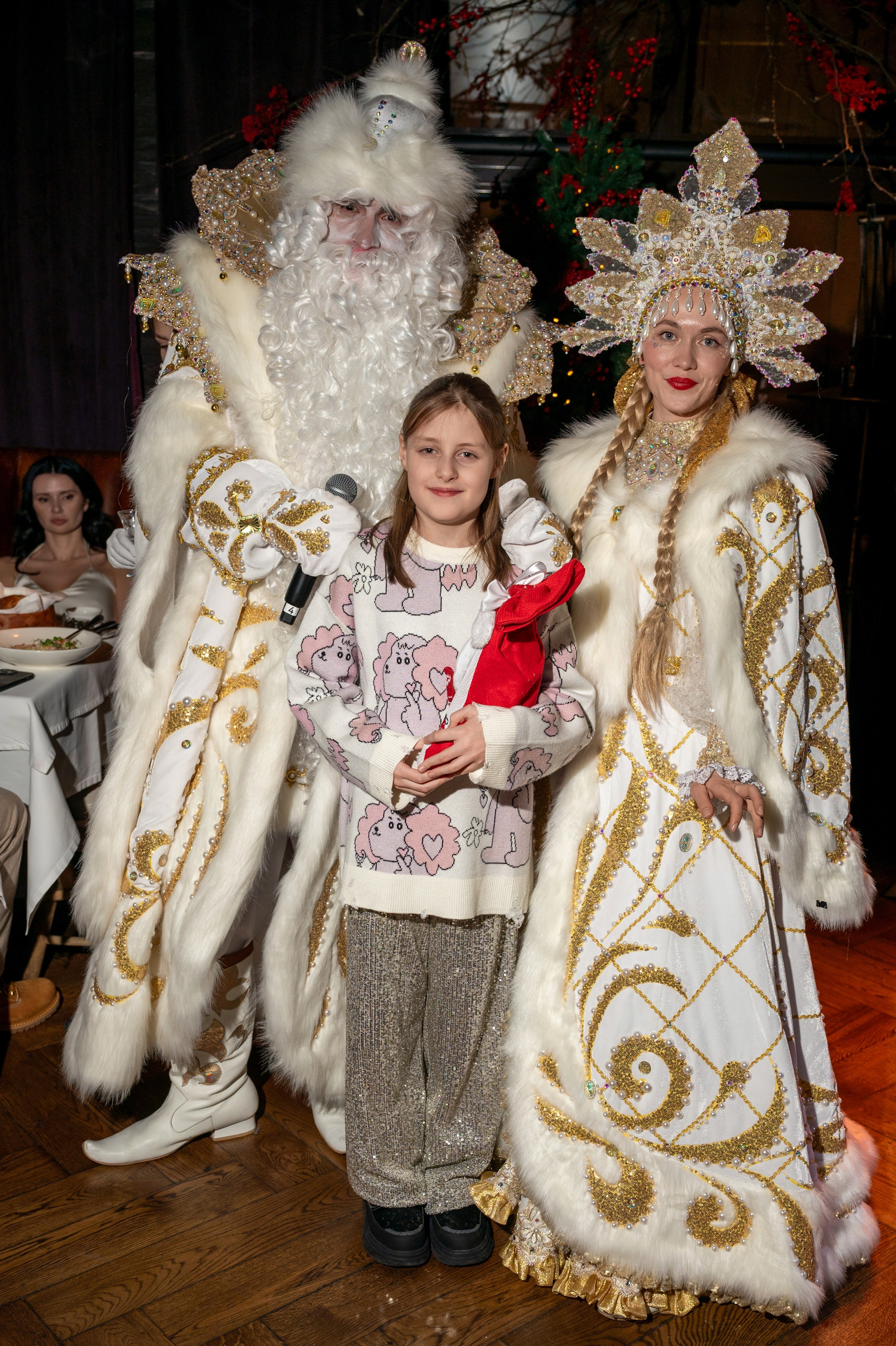 Новый год 2025 в ресторане Red Fox. Репортажный фотограф в Красной Поляне и Сочи Павлюченко Екатерина