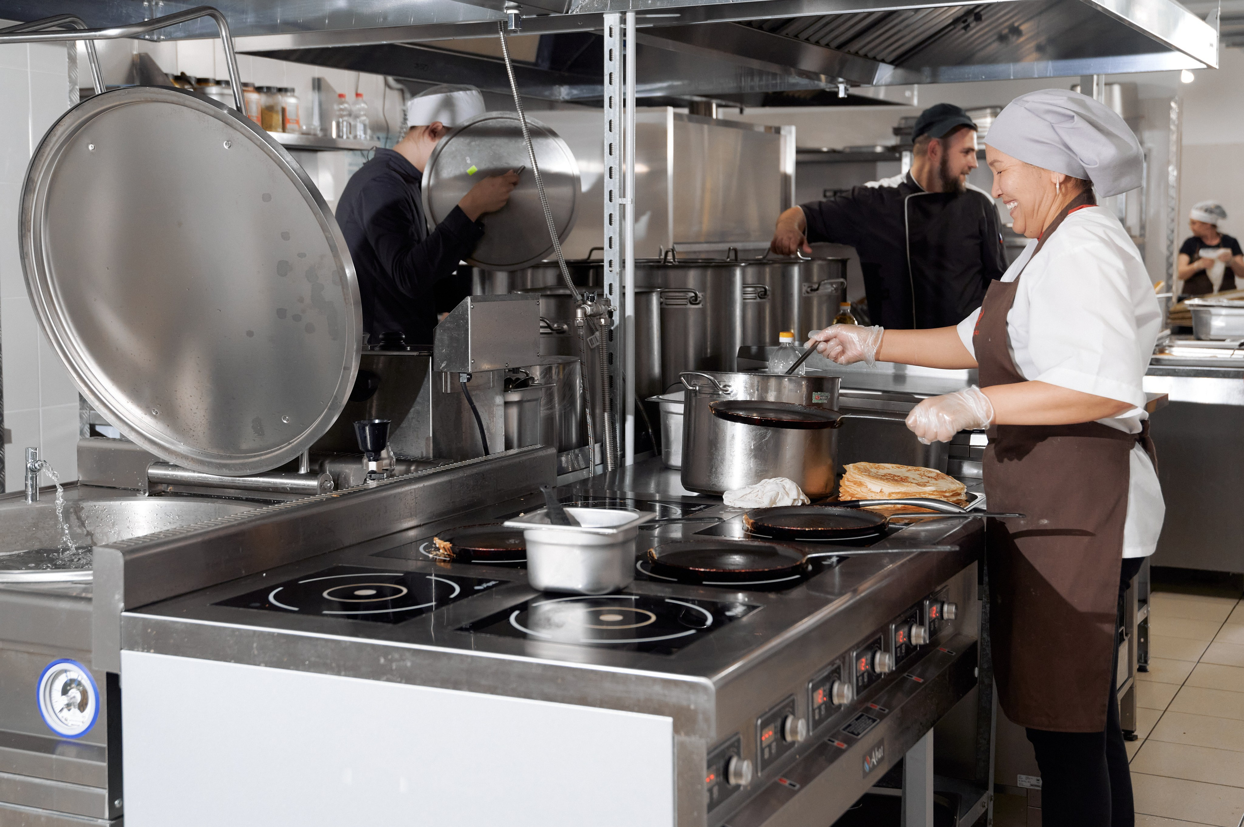 Промышленная фотосъёмка на производстве в Екатеринбурге. Профессиональная съёмка предприятий и оборудования – Екатеринбург. Фотограф Сергей Якубицкий Екатеринбург