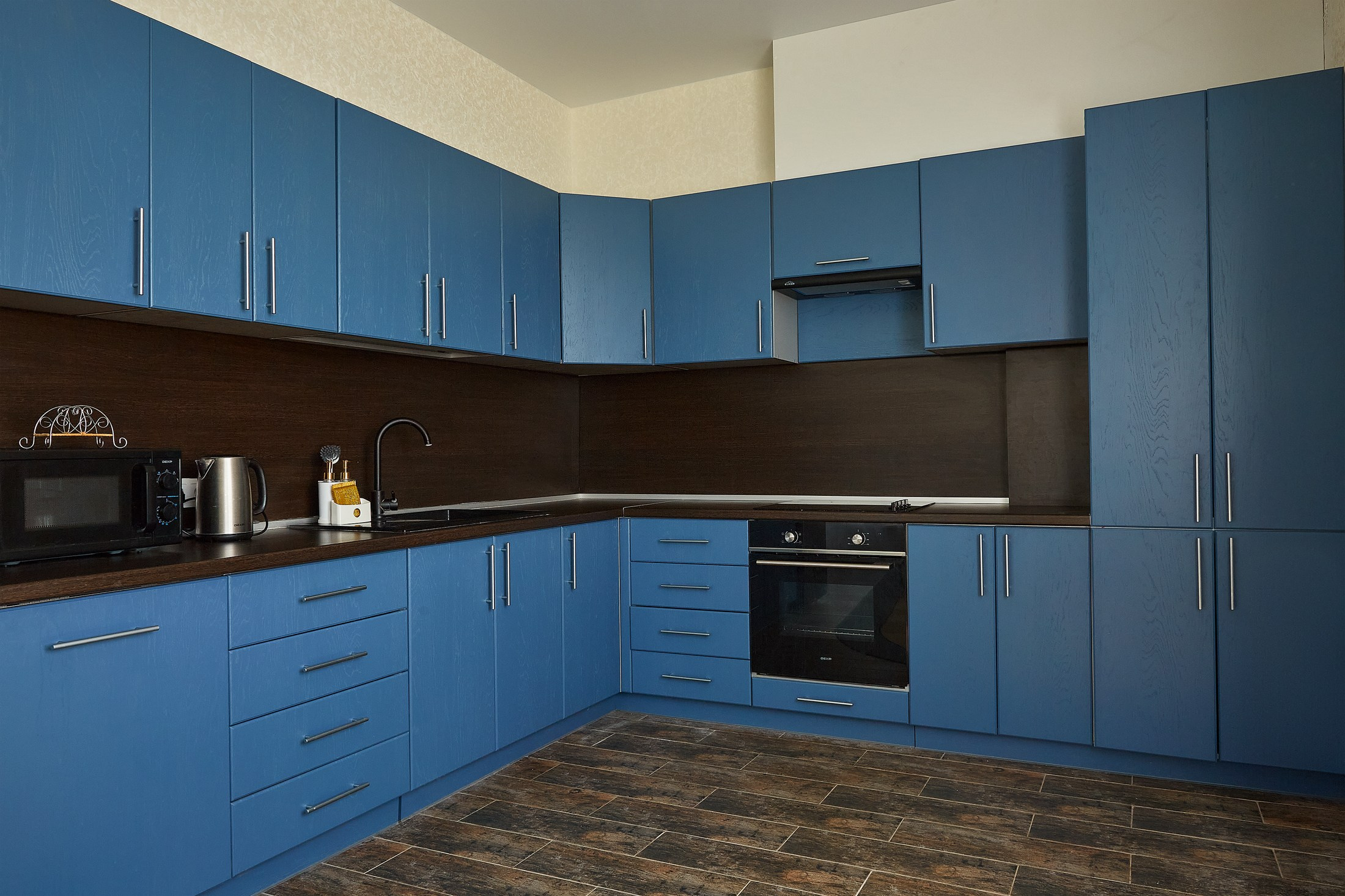 Загородный дом на озере Тосканка