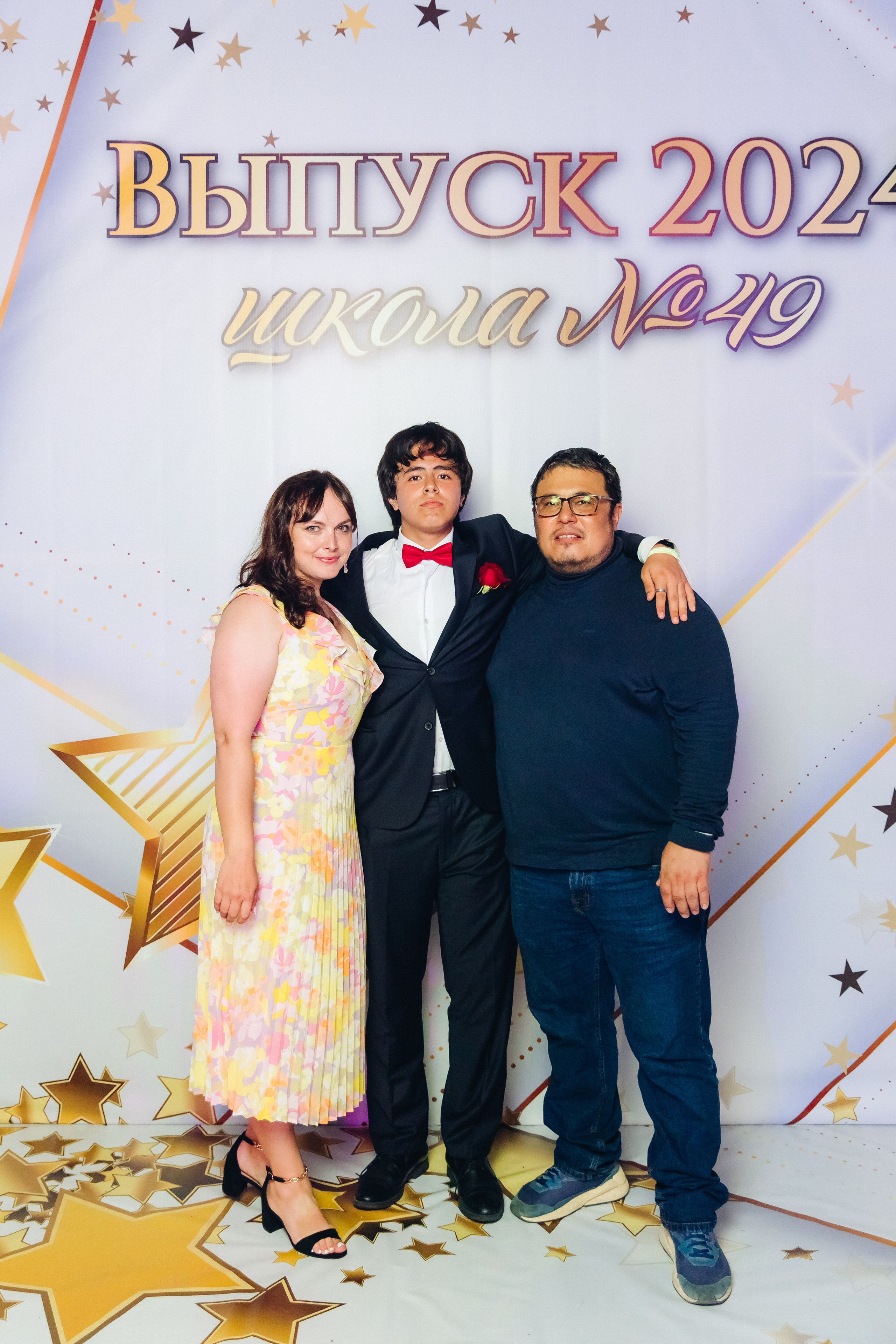 Выпускной вечер. 49 школа. Баран на корове. Свадебный и семейный фотограф в Улан-Удэ