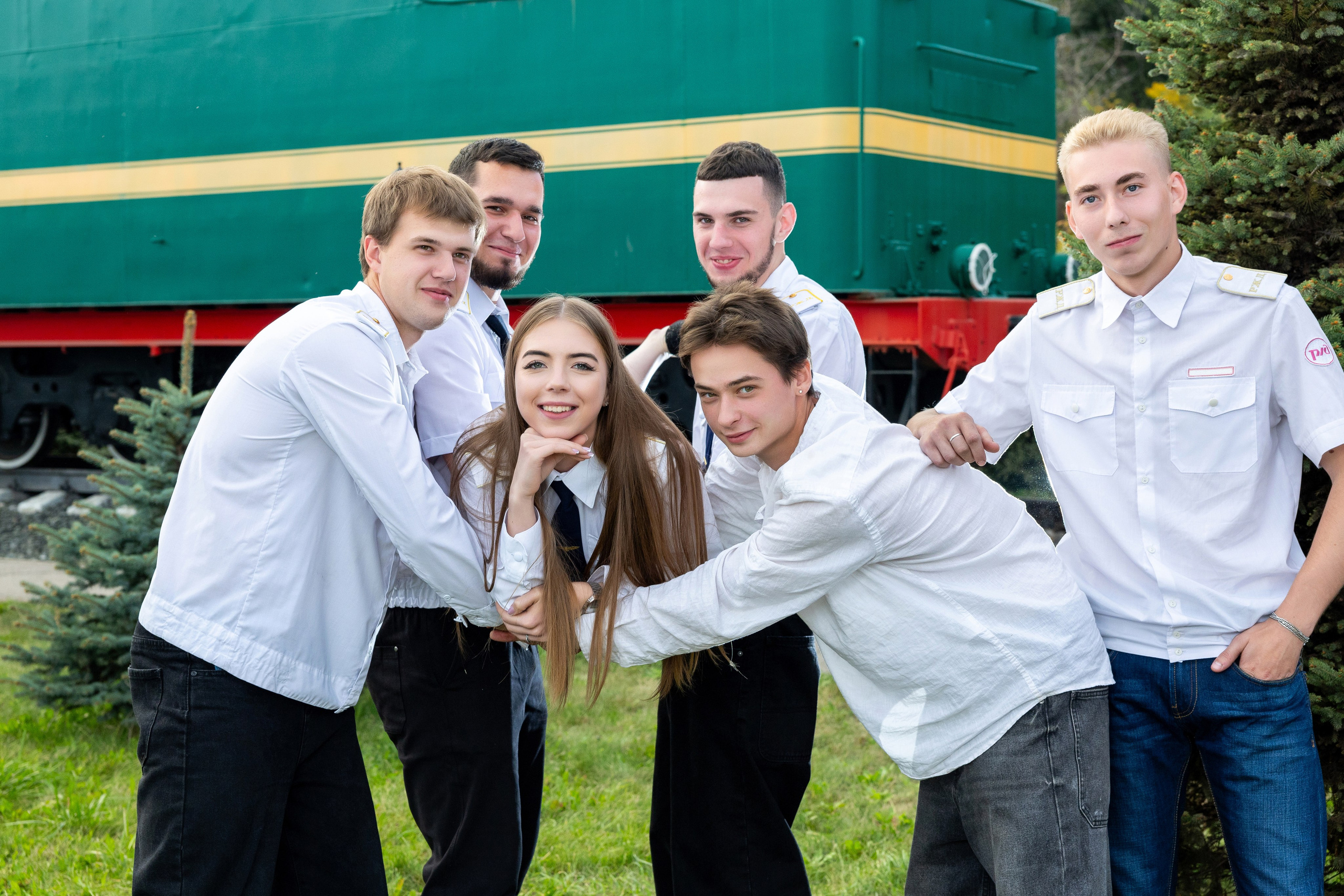 Старшие классы. Выпускной альбом Самара