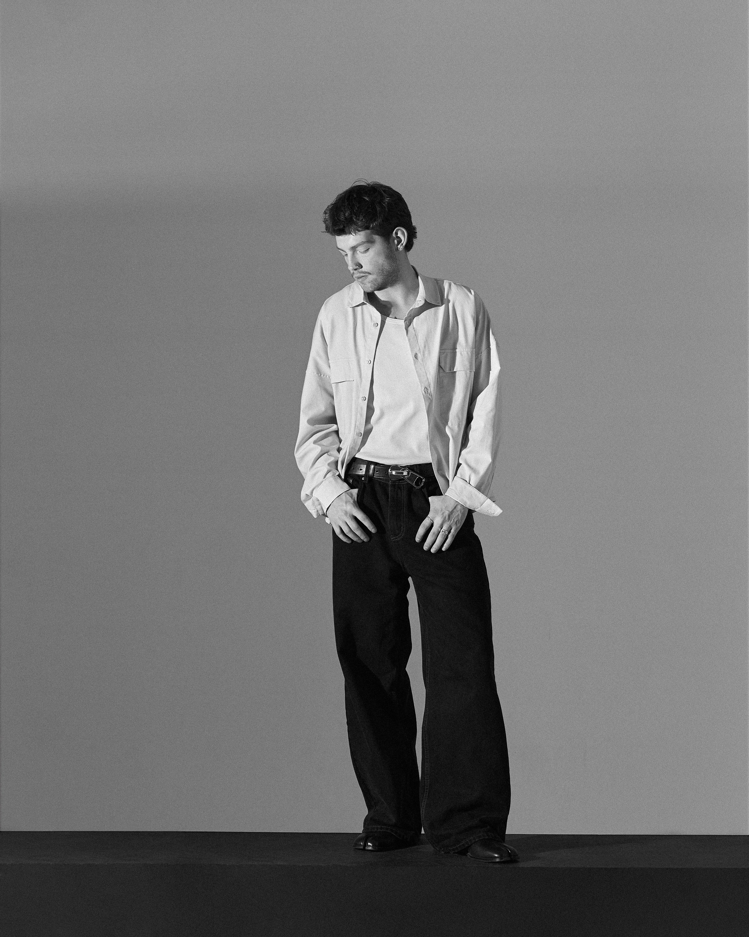 Artem & Zara 90s vibe. Gofman Roman — photographer