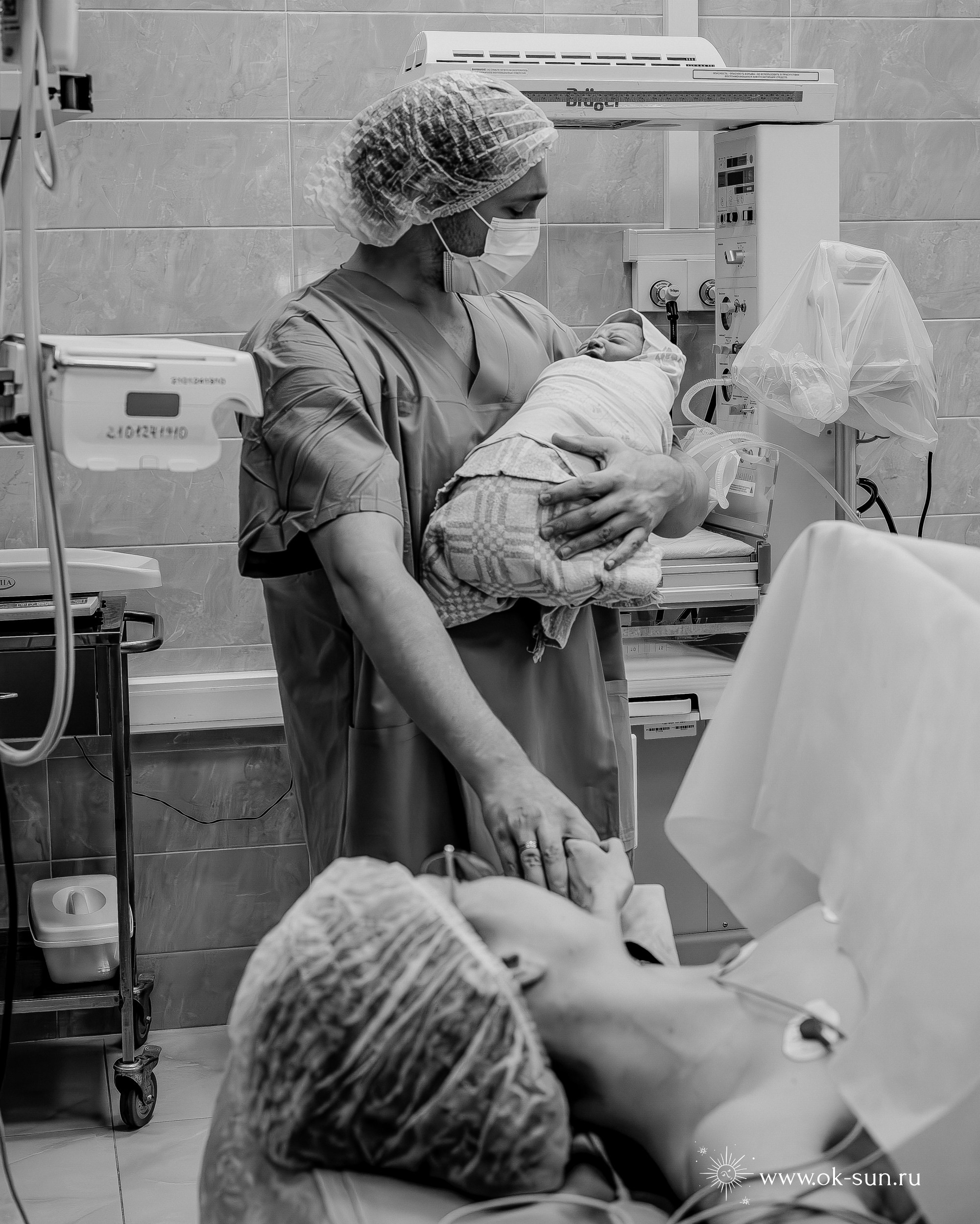 Фотосессия родов. Стоимость съемки родов в Центре акушерства и гинекологии имени Кулакова