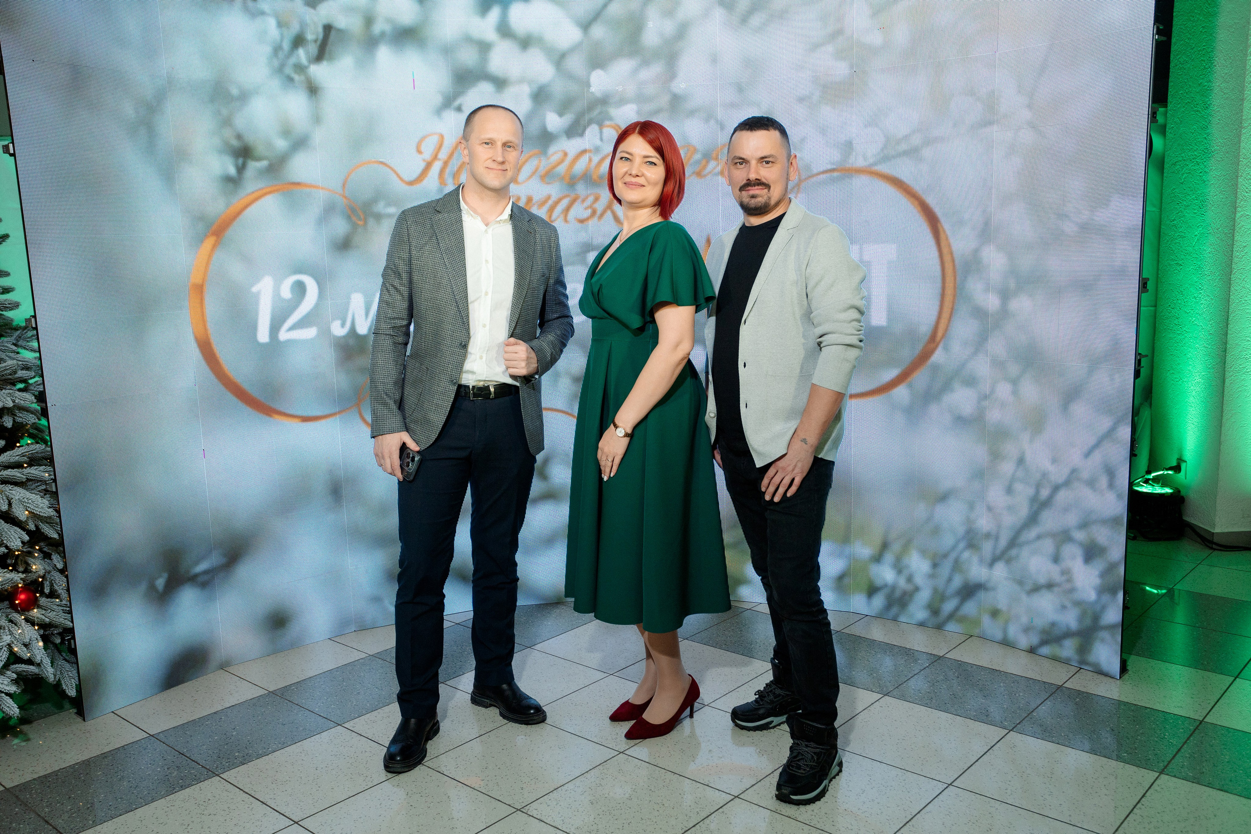 РЕПОРТАЖ: НОВЫЙ ГОД В ДК МЕТАЛЛУРГ. Профессиональный фотограф в Ижевске Леша Петров