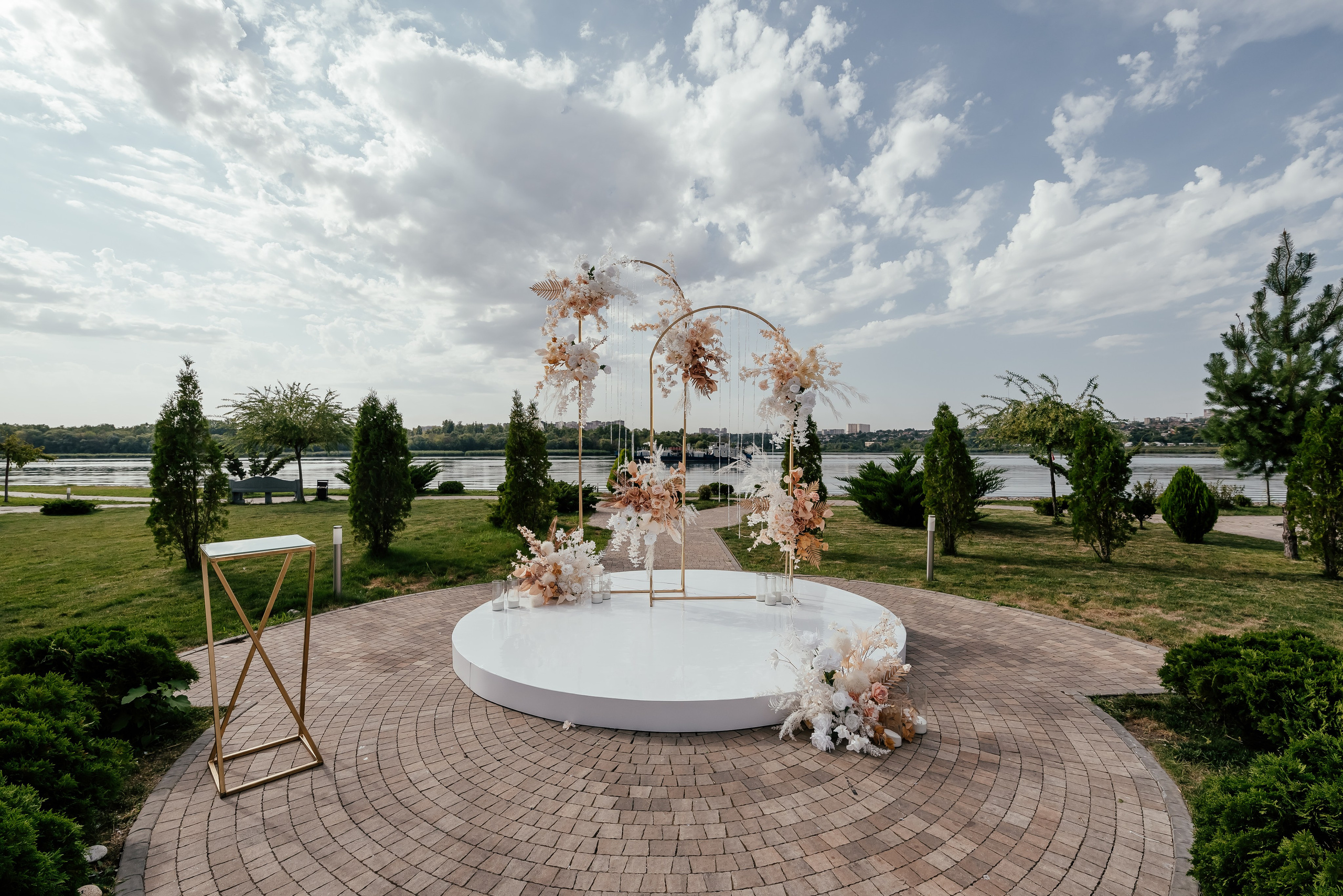 Настя и Никита. Свадебный фотограф в Ростове Александра Груздева