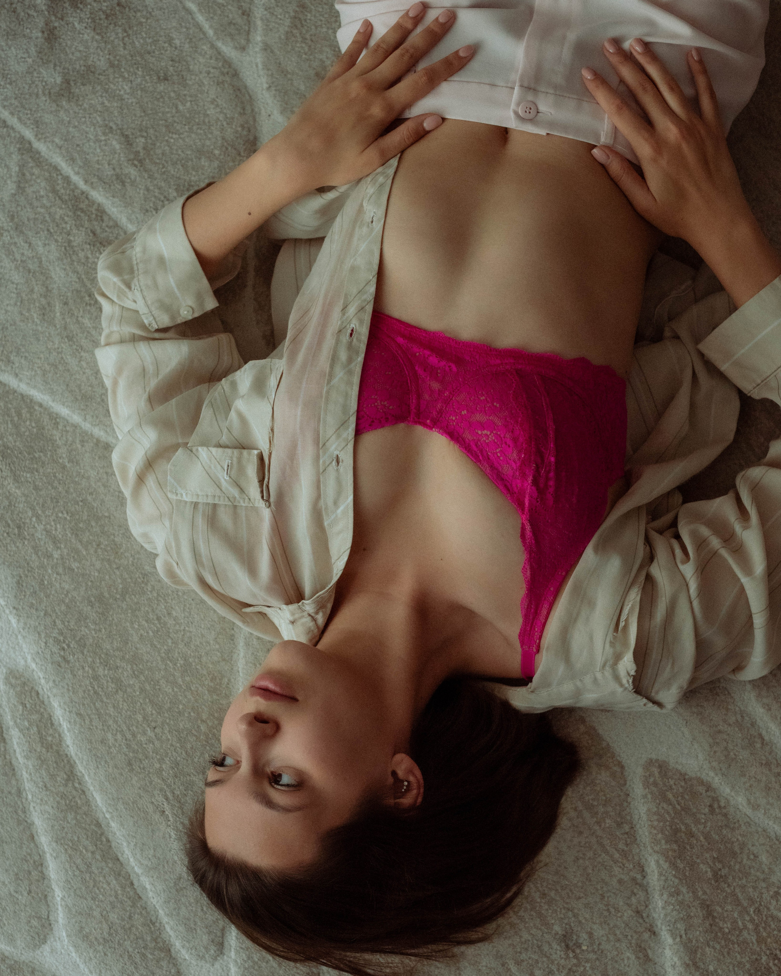 Яна. Женский фотограф. Создатель украшений ручной работы. Модель