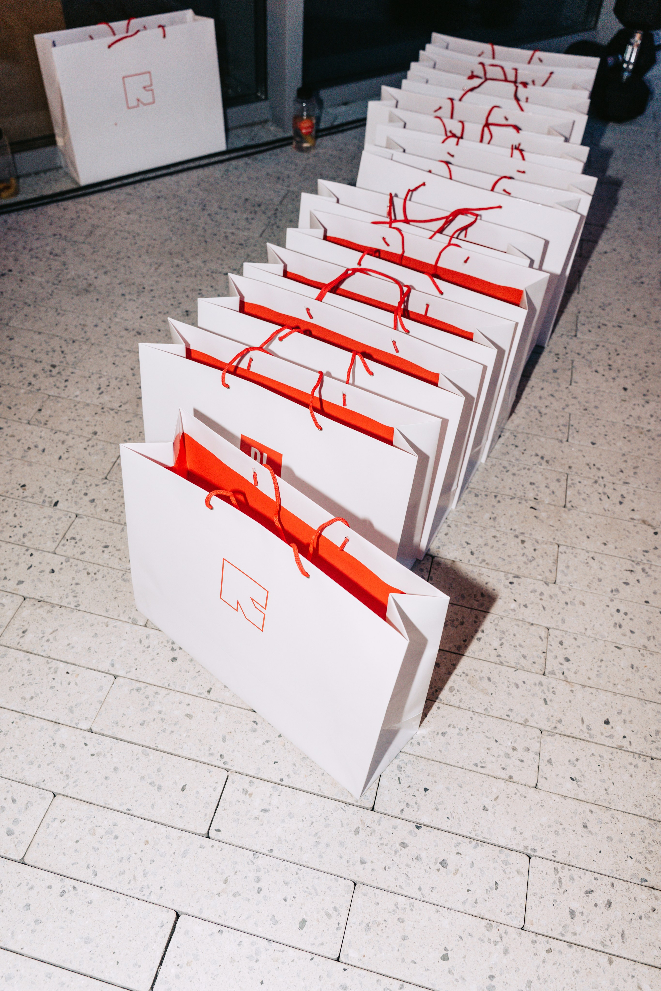 RED LOCKERS x EZYMILS. Репортажный и портретный фотограф Ася Салахова