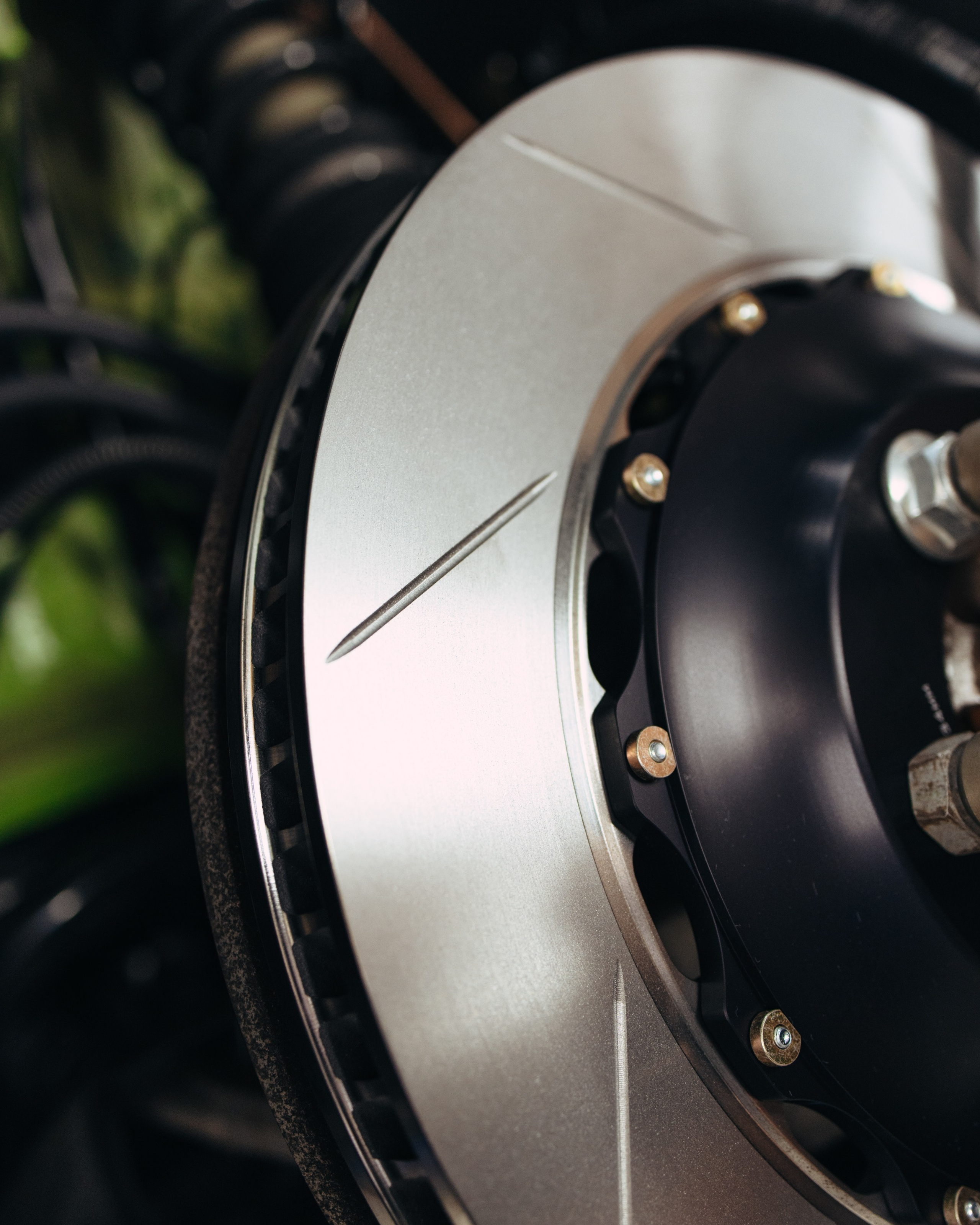 Porsche 911 замена дисков после перегрева и замена колодок. DeLorein