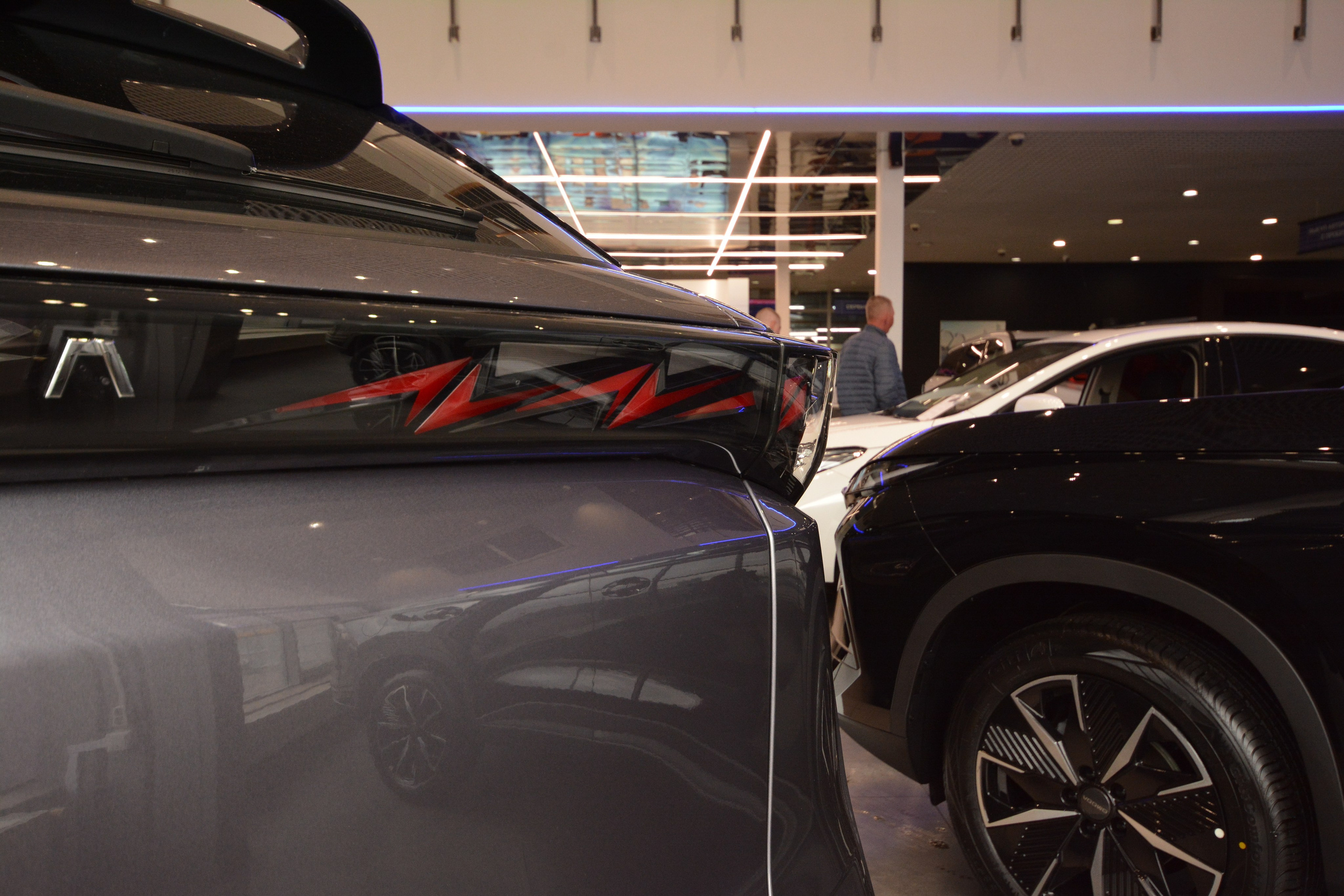 Презентация Omoda / Jaecoo. F/8 and be there — оказаться в нужном месте и поймать момент