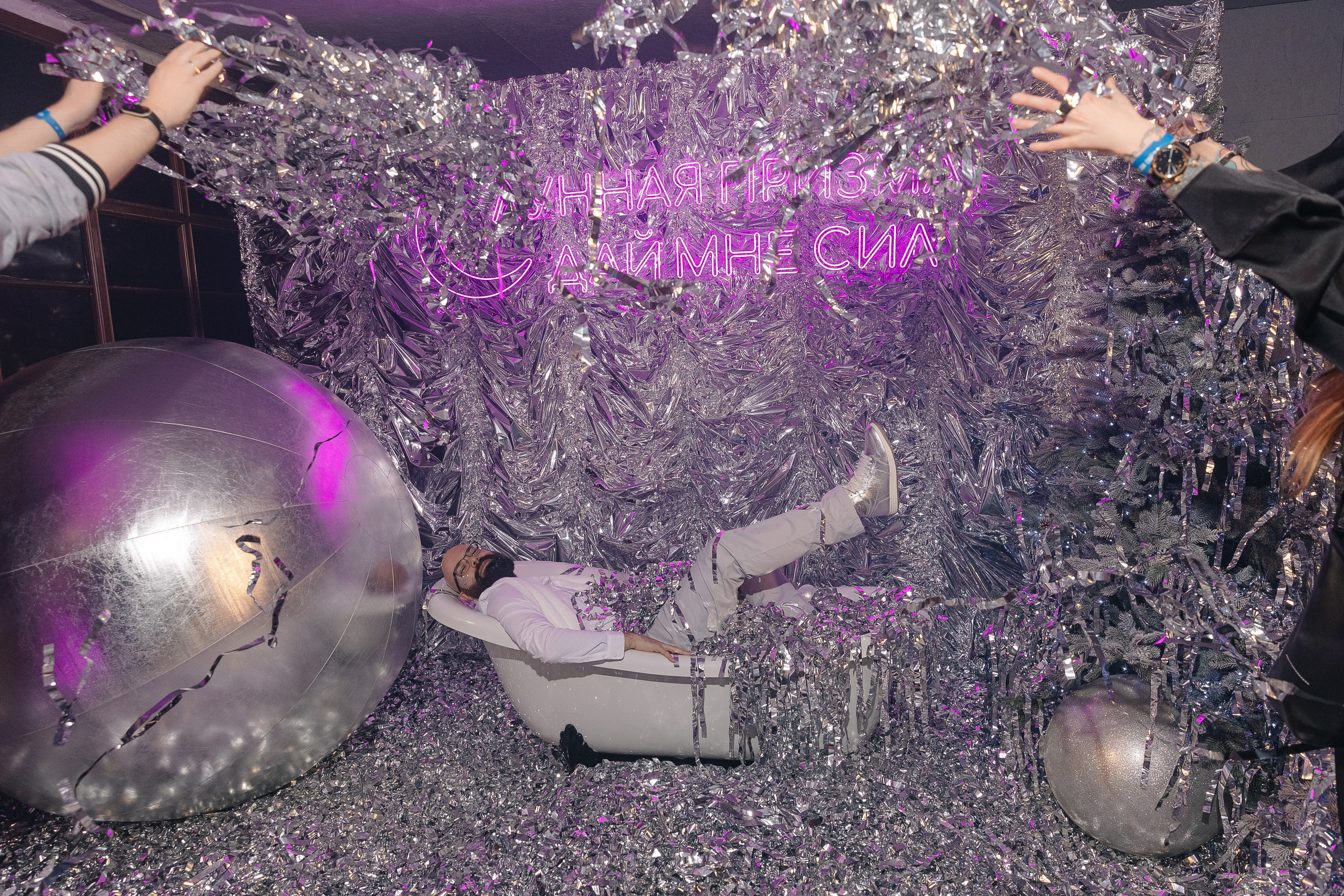 Среди звезд — корпоратив Яндекс. Свадебный фотограф Москва Саша Серегина (Сашина)