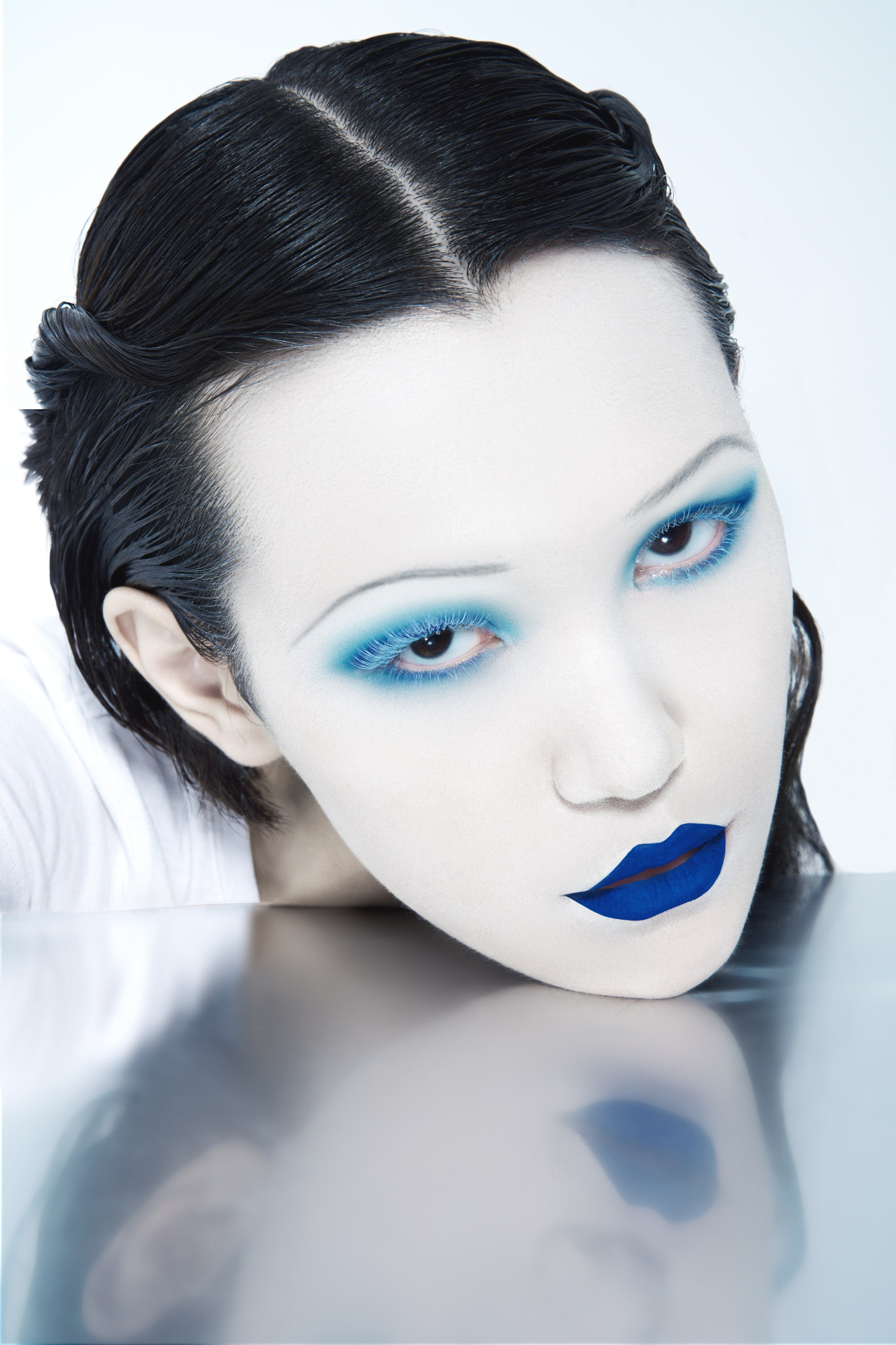 BLUE. Студийный-fashion фотограф в Москве и Санкт-Петербурге