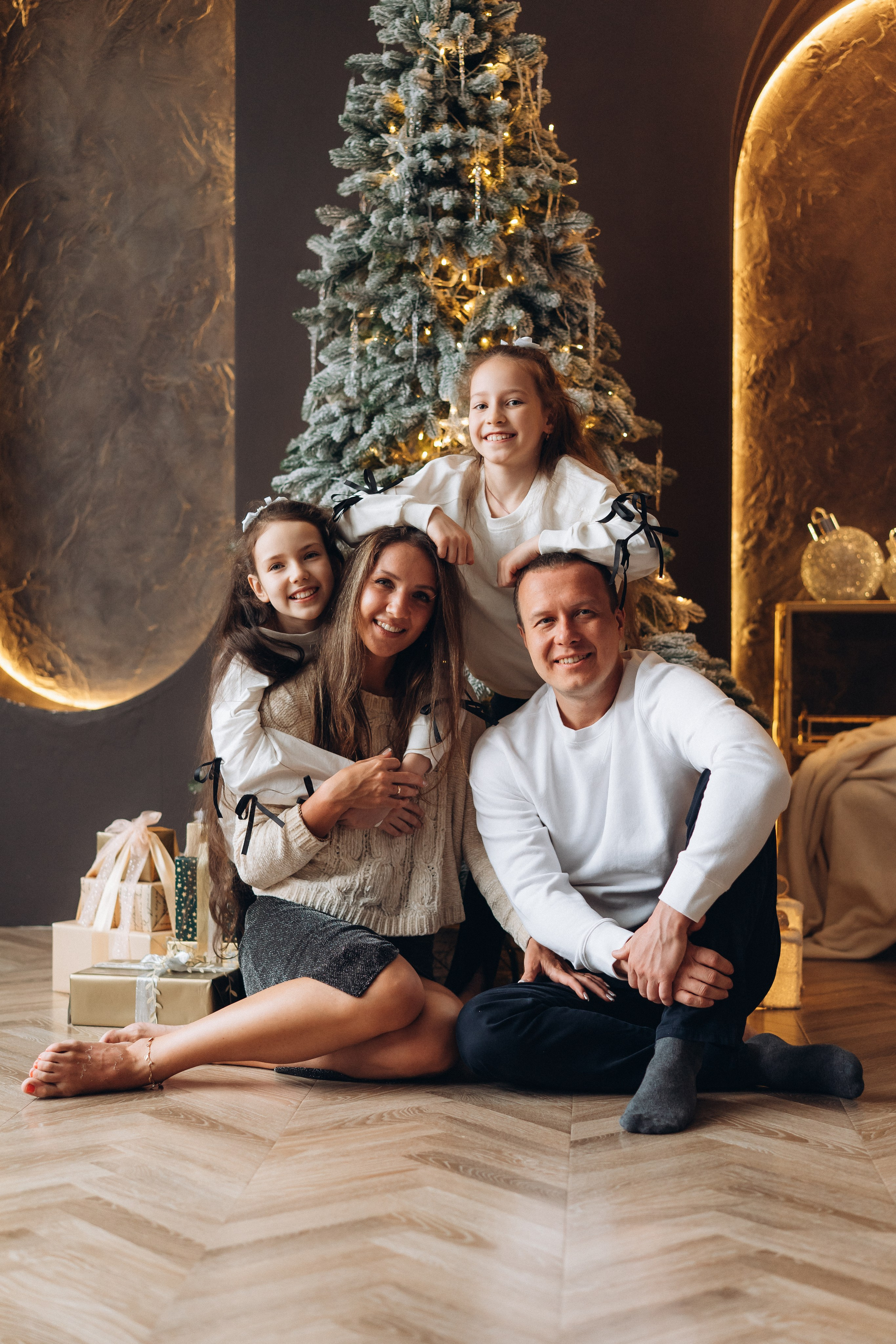 Семейная съемка в студии. Фотограф Екатеринбург Кокшарова Александра