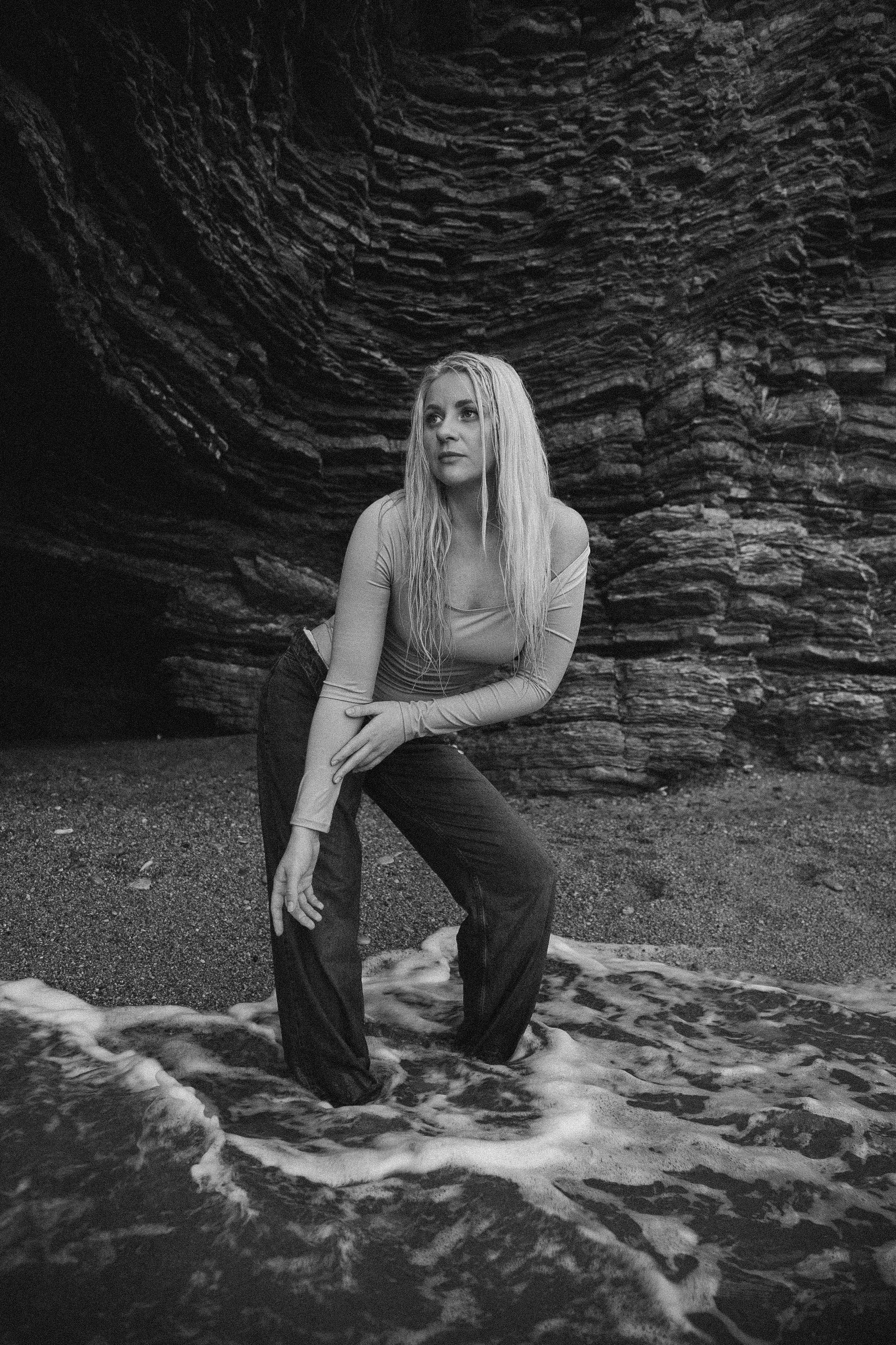 Женская фотосессия на море в Черногории. Семейный и свадебный фотограф в Черногории Татьяна Белякова