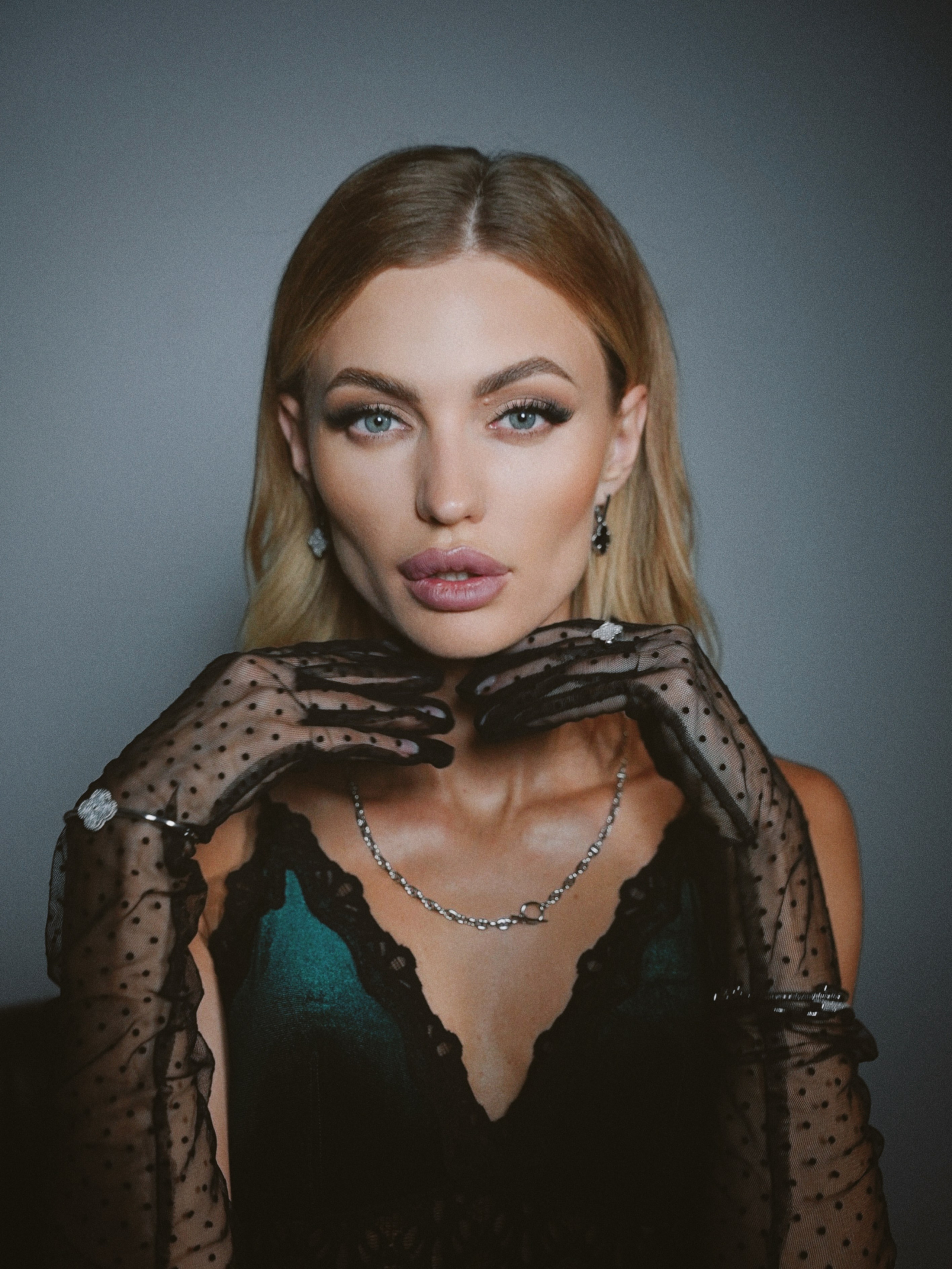 ЮВЕЛИРНЫЙ САЛОН NEFERTITI. Кристина Полянская, Видеограф/фотограф Старый Оскол/Воронеж