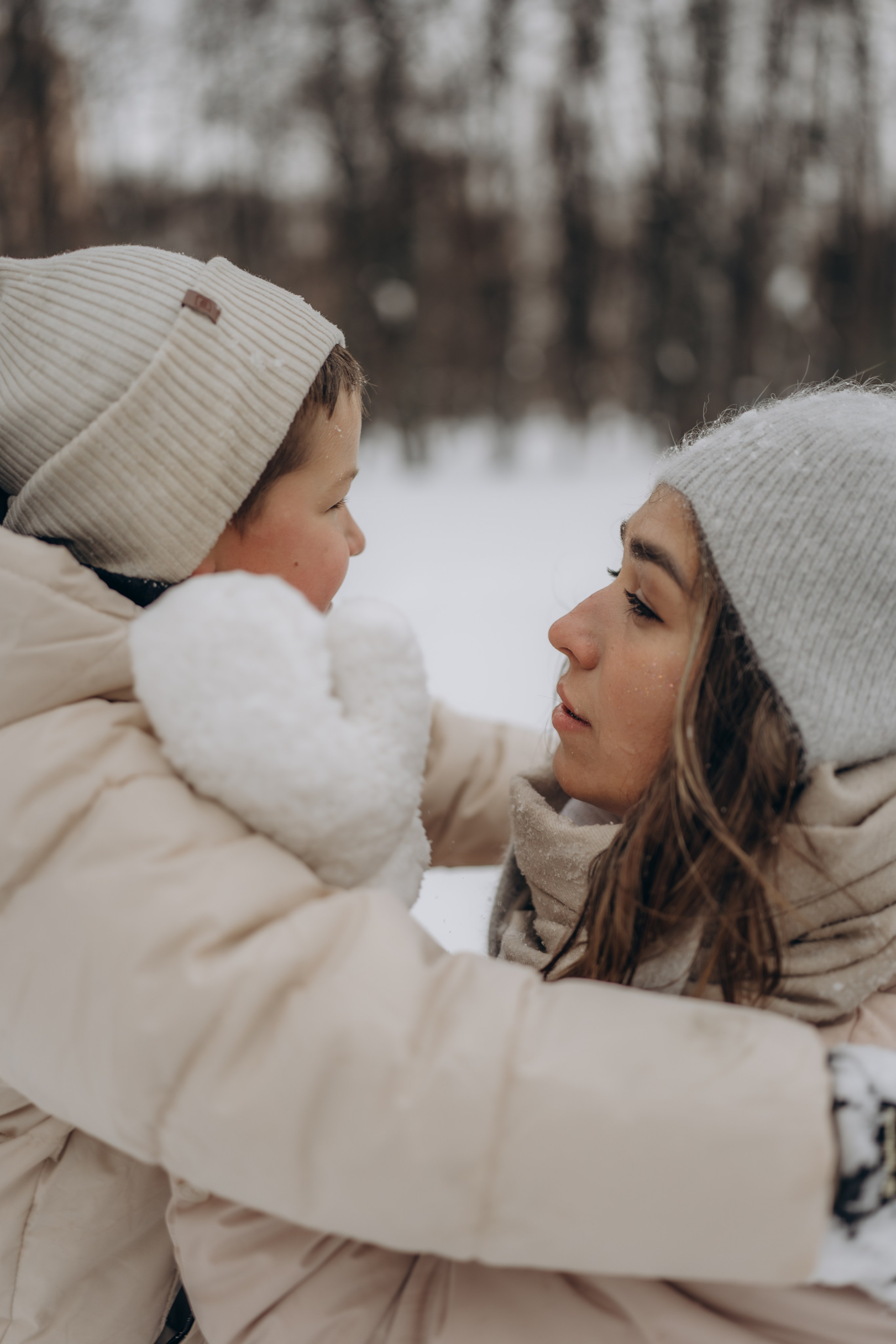На катке. Семейный фотограф Москва. Фотограф беременности и материнства Москва