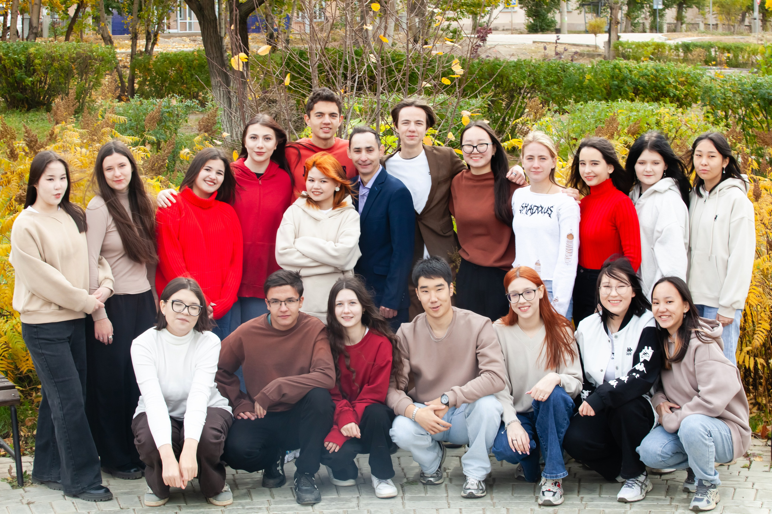 Школьники и детсадовцы (осень). Фотограф Бурятия. Печать фотокниг