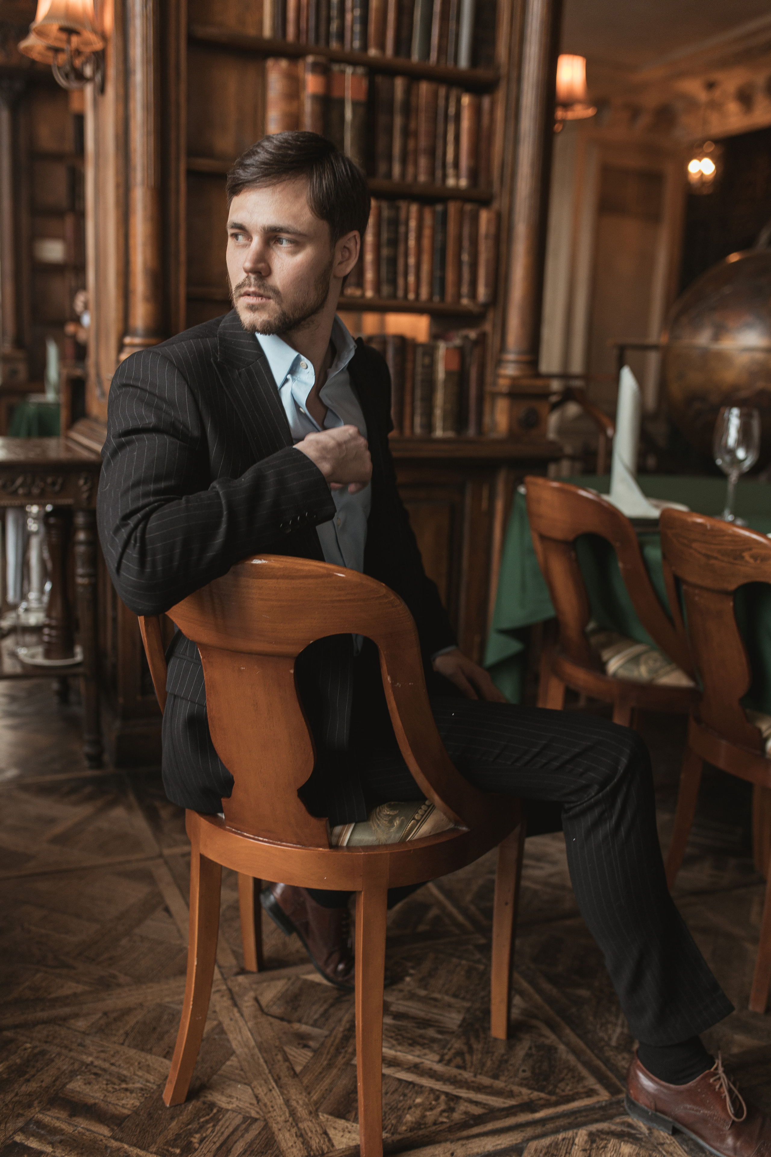 Свадебная фотосъемка  в кафе Пушкин. Свадебный фотограф Калуга Москва Диана Румянцева