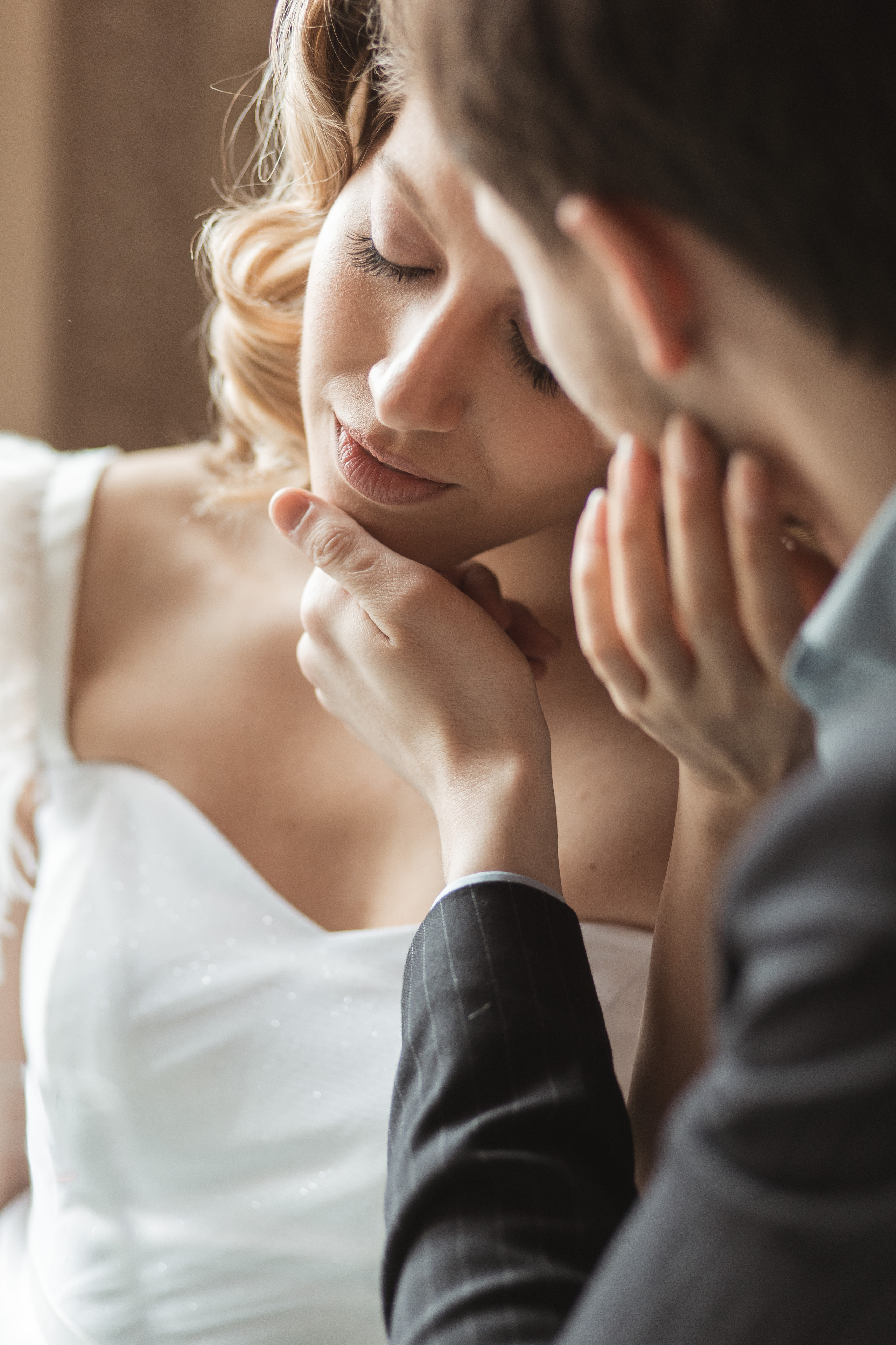 Свадебная фотосъемка  в кафе Пушкин. Свадебный фотограф Калуга Москва Диана Румянцева