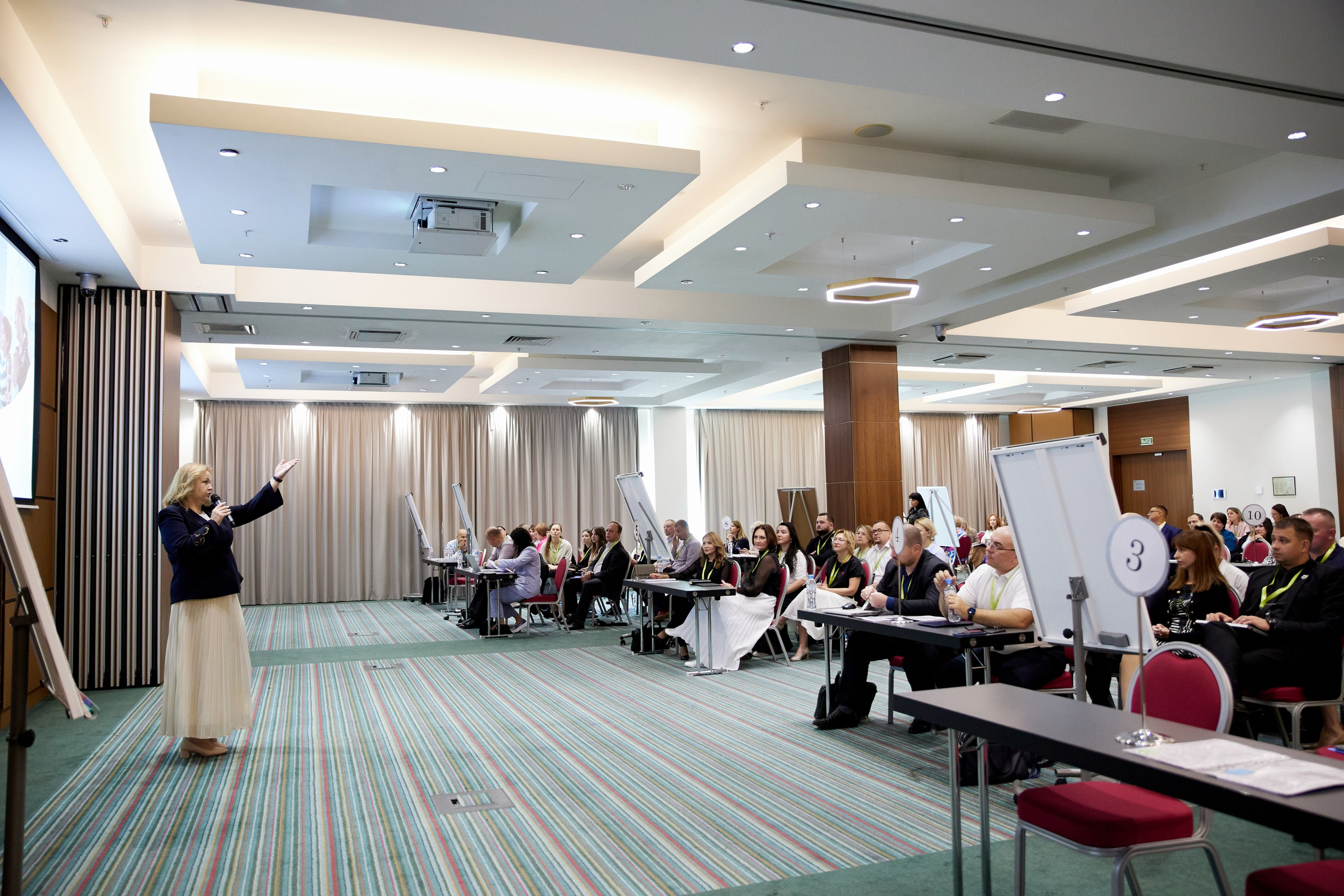 Фотограф на конференцию. Хороший репортажный и промышленный фотограф в Казани Алексей Щелконогов