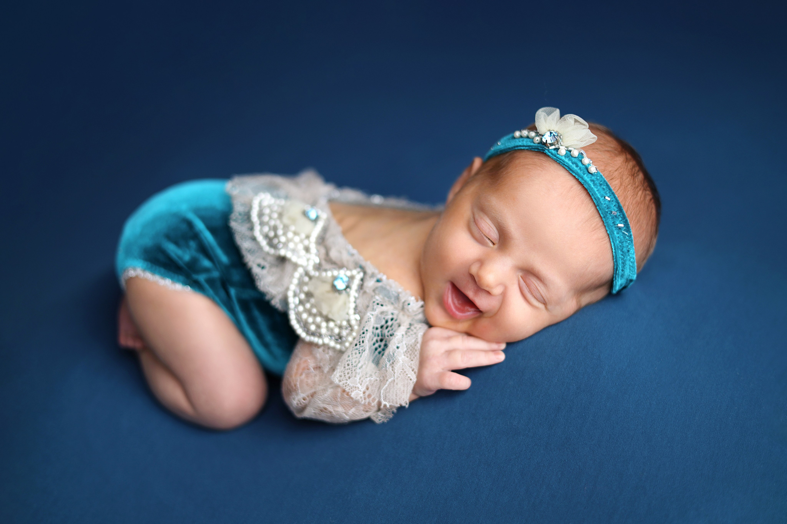 Ньюборн съемка Софии, максимальный пакет. Фотограф новорожденных Москва. Ньюборн фотограф Москва