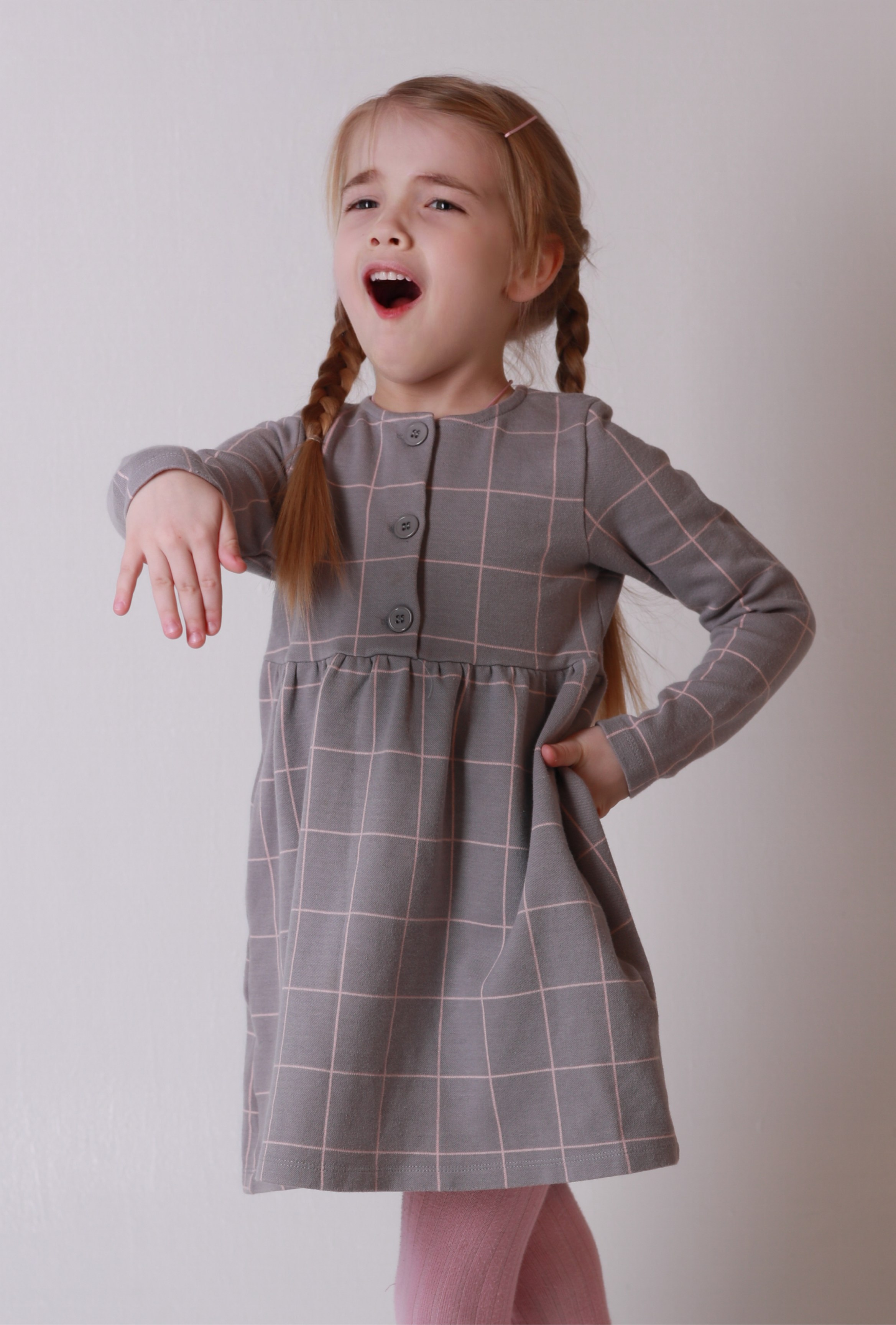 Юная актриса Верона Зверева. Портфолио актрисы. Профессиональный фотограф Алена Александрова