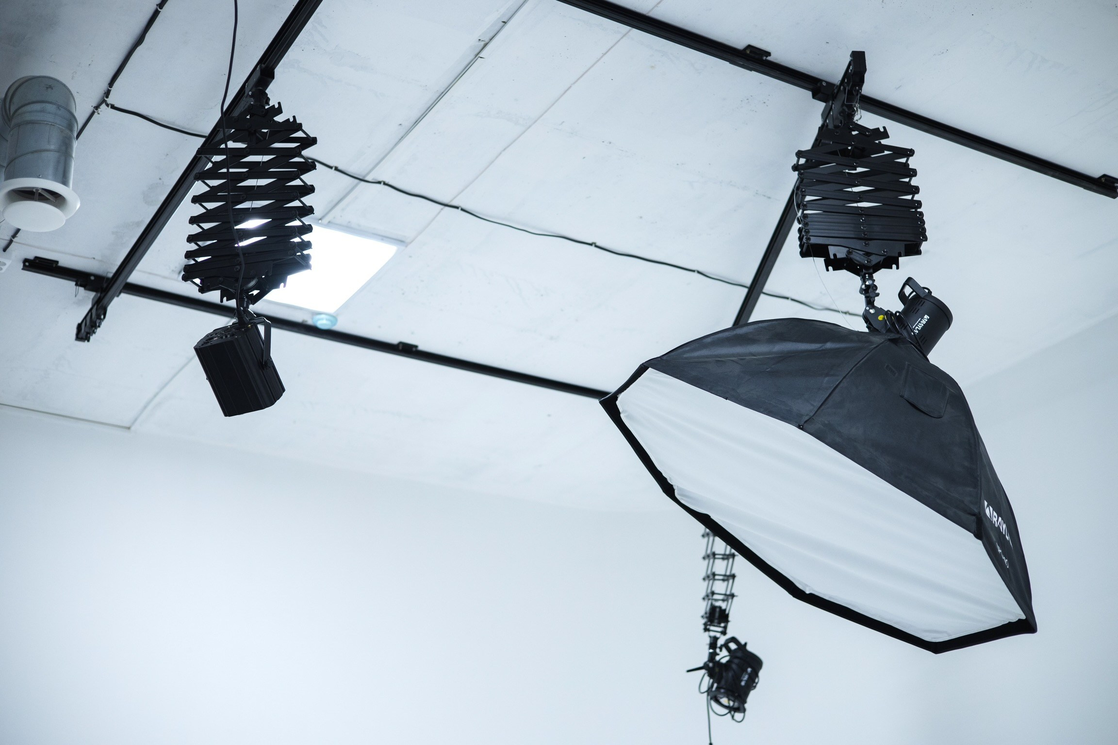 Студия Тейя —Зал Циклорама для предметной съемки Н.Новгород |Sale Easy