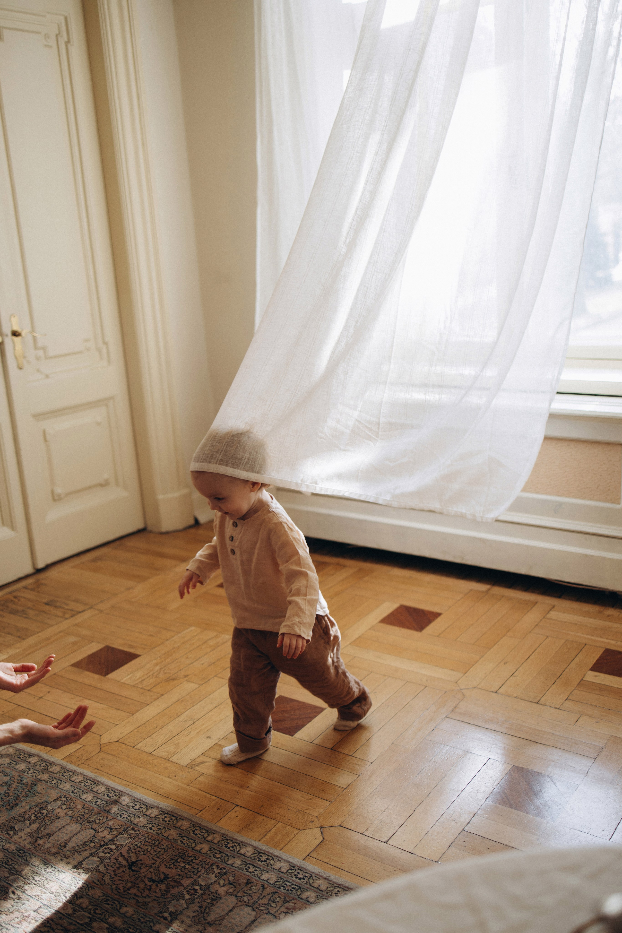 Тоня и Мироша в исторической квартире в центре Москвы. Семейный фотограф в Москве Марина Петра
