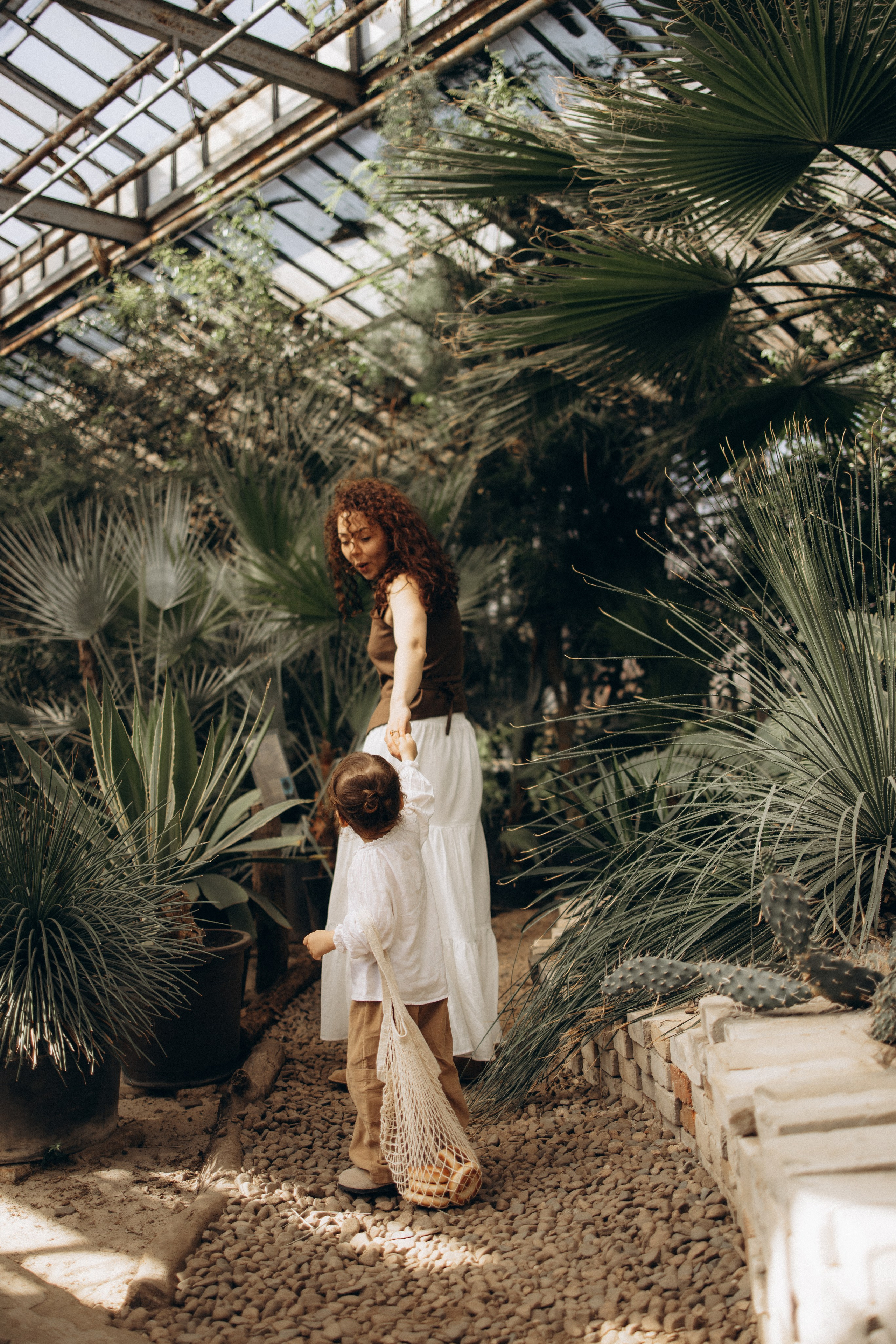 Прогулка по оранжерее. Семейный фотограф в Москве Ксения Аганина