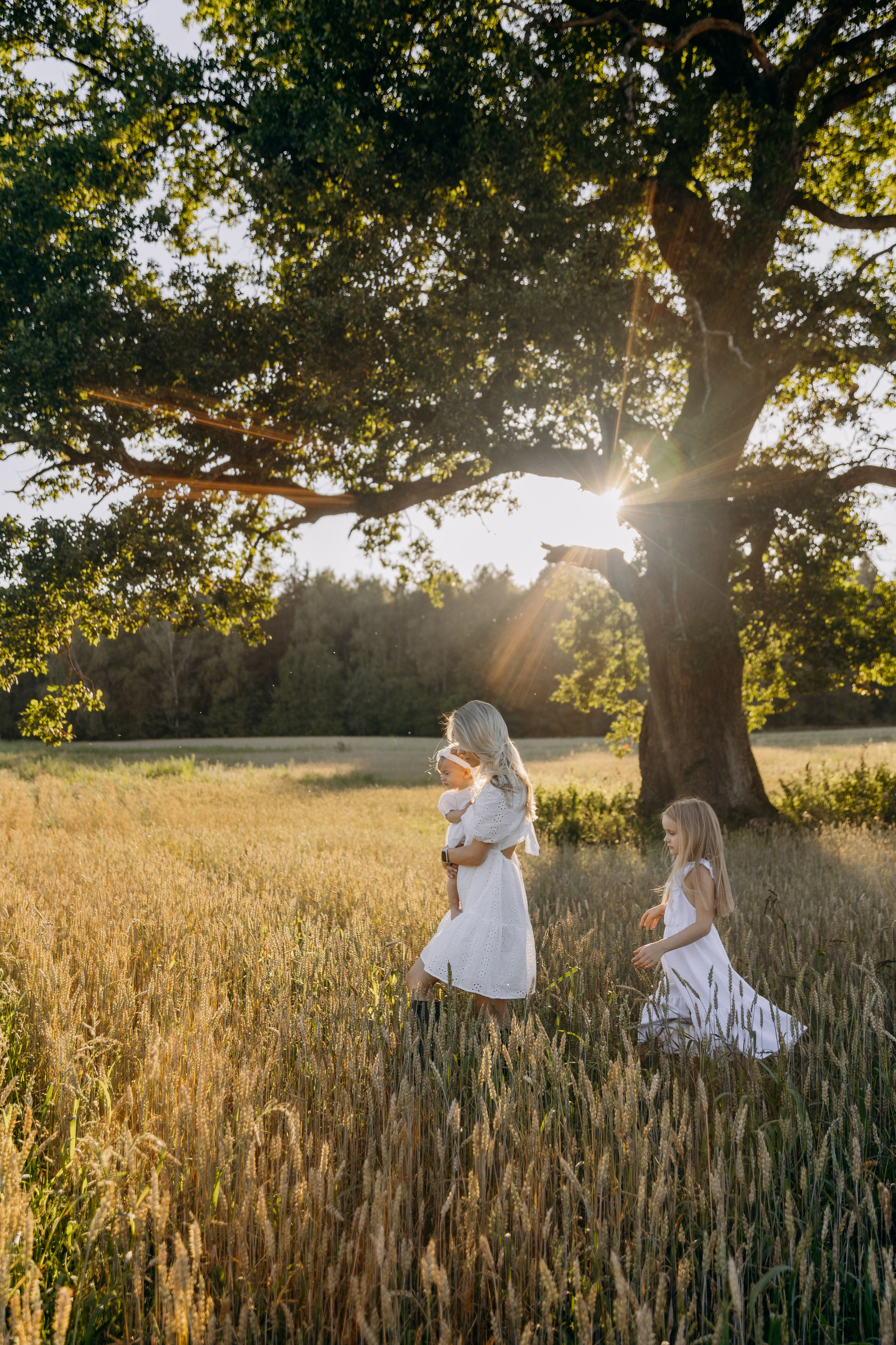 Ульяна, Мира и Амелия. Семейный фотограф Земскова Евгения