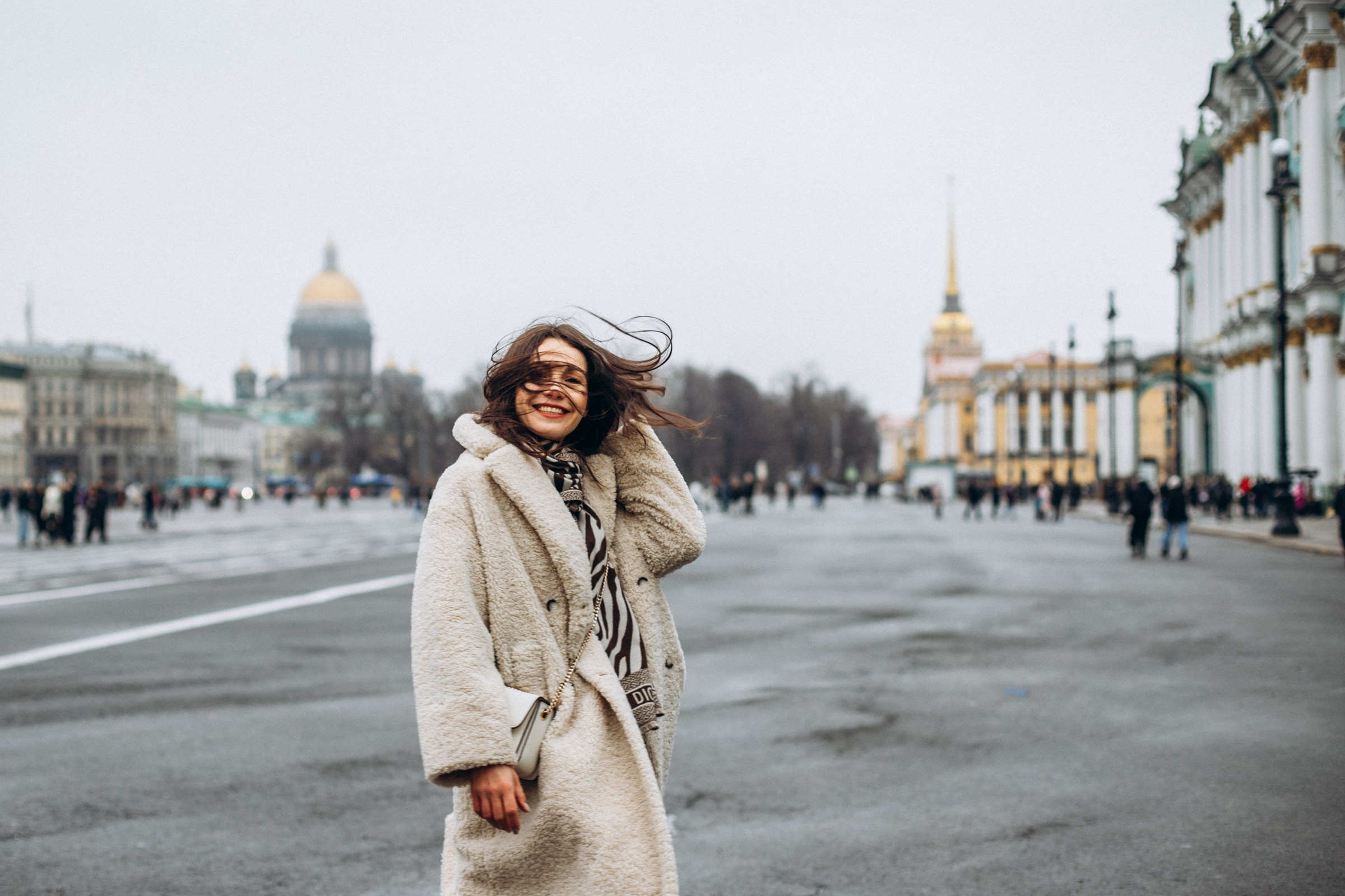 Светлана в феврале. Фотопрогулка в Петербурге. Индивидуальный и семейный фотограф в Санкт-Петербурге