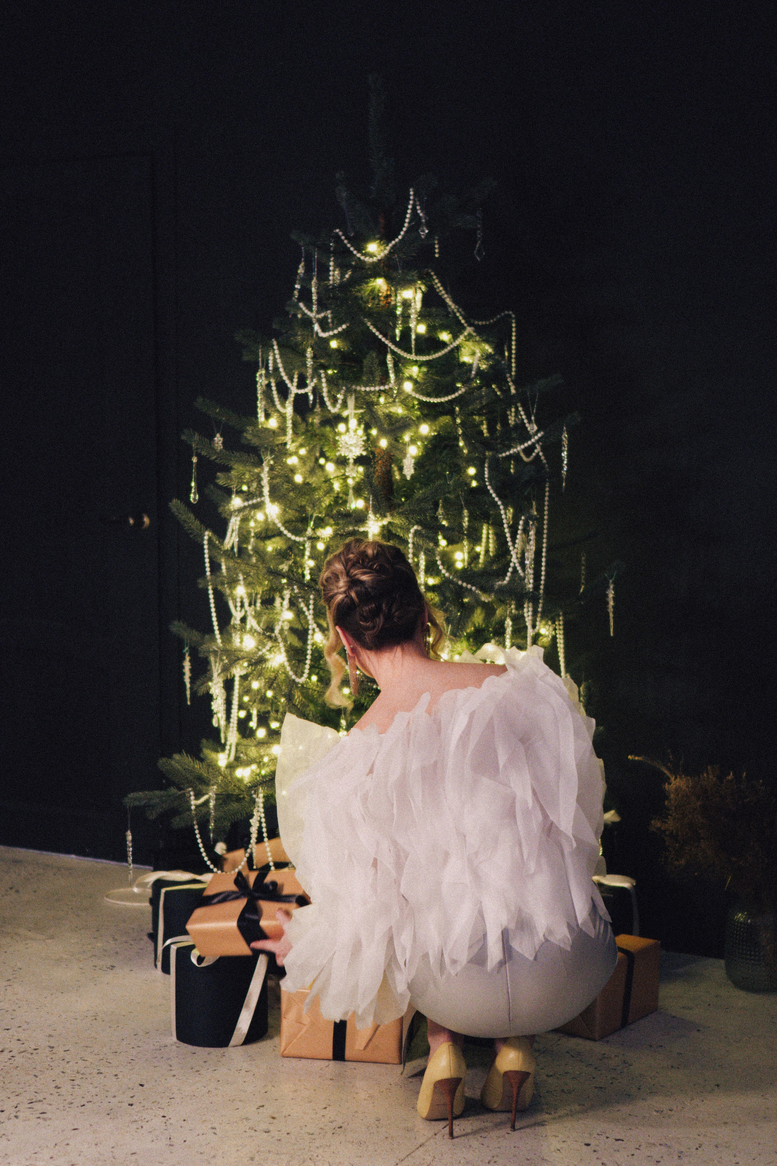 НОВОГОДНЯЯ ФОТОСЕСИИЯ В СТУДИИ ДЛЯ ДЕВУШКИ И ПРОГУЛКА ПО ЧЕРНЫШЕВСКОЙ. Профессиональный фотограф, Санкт-Петербург — Виктория Богомолова