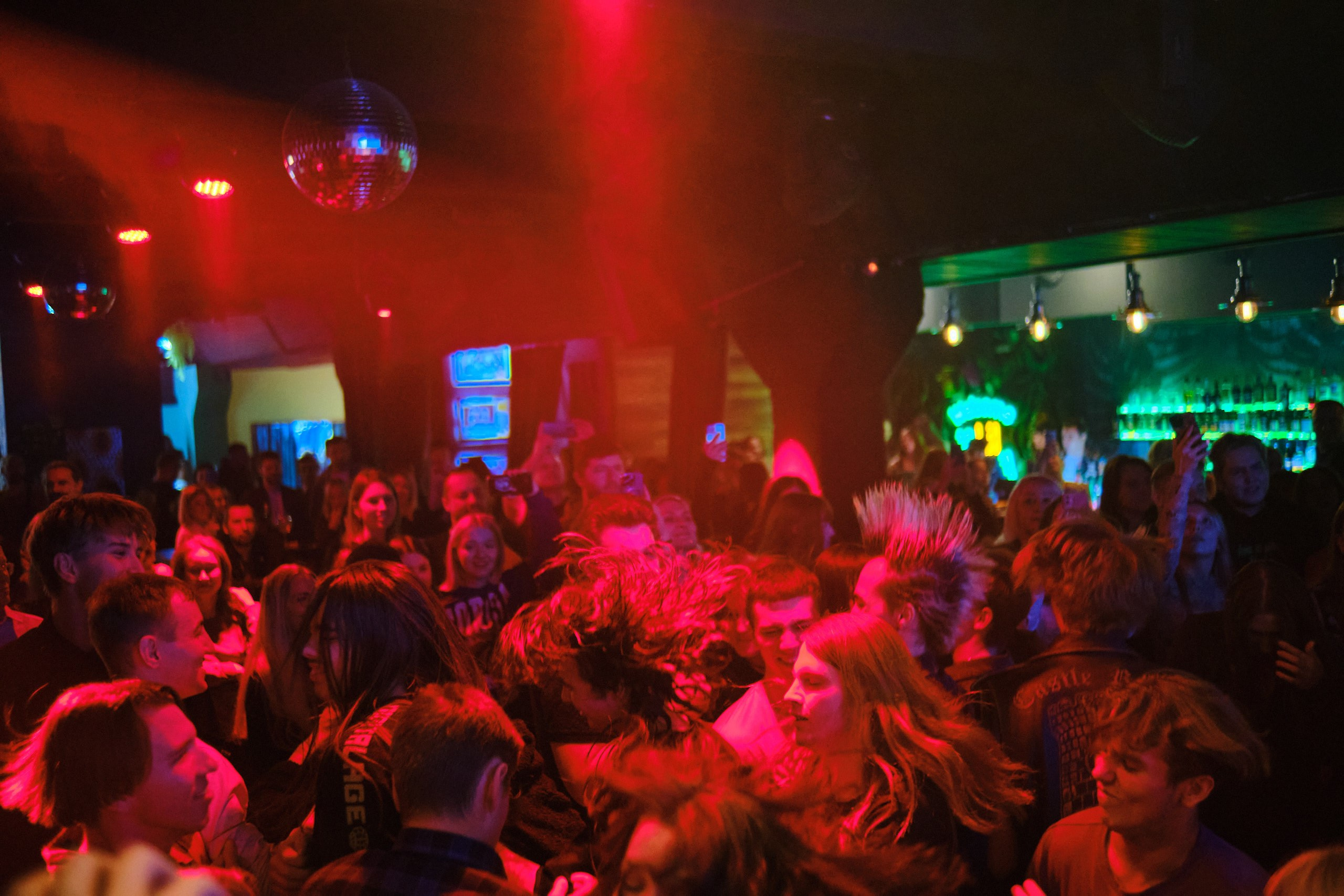 Lil Brazil. Антон Ив